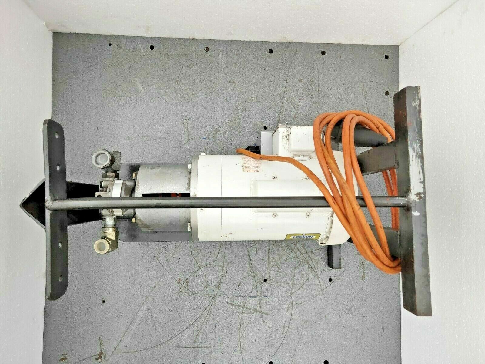 PARKER D14AA2A Hydraulic pump with LEESON 113300.00 Electric motor 1.5 HP