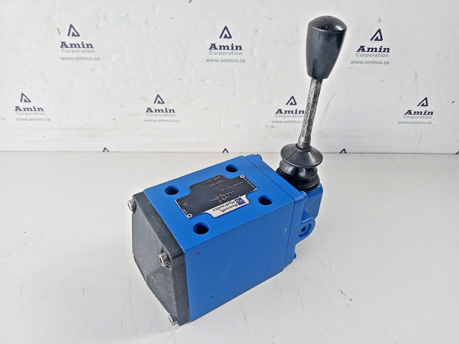 REXROTH 4WMM 10 C31 Directional control valve