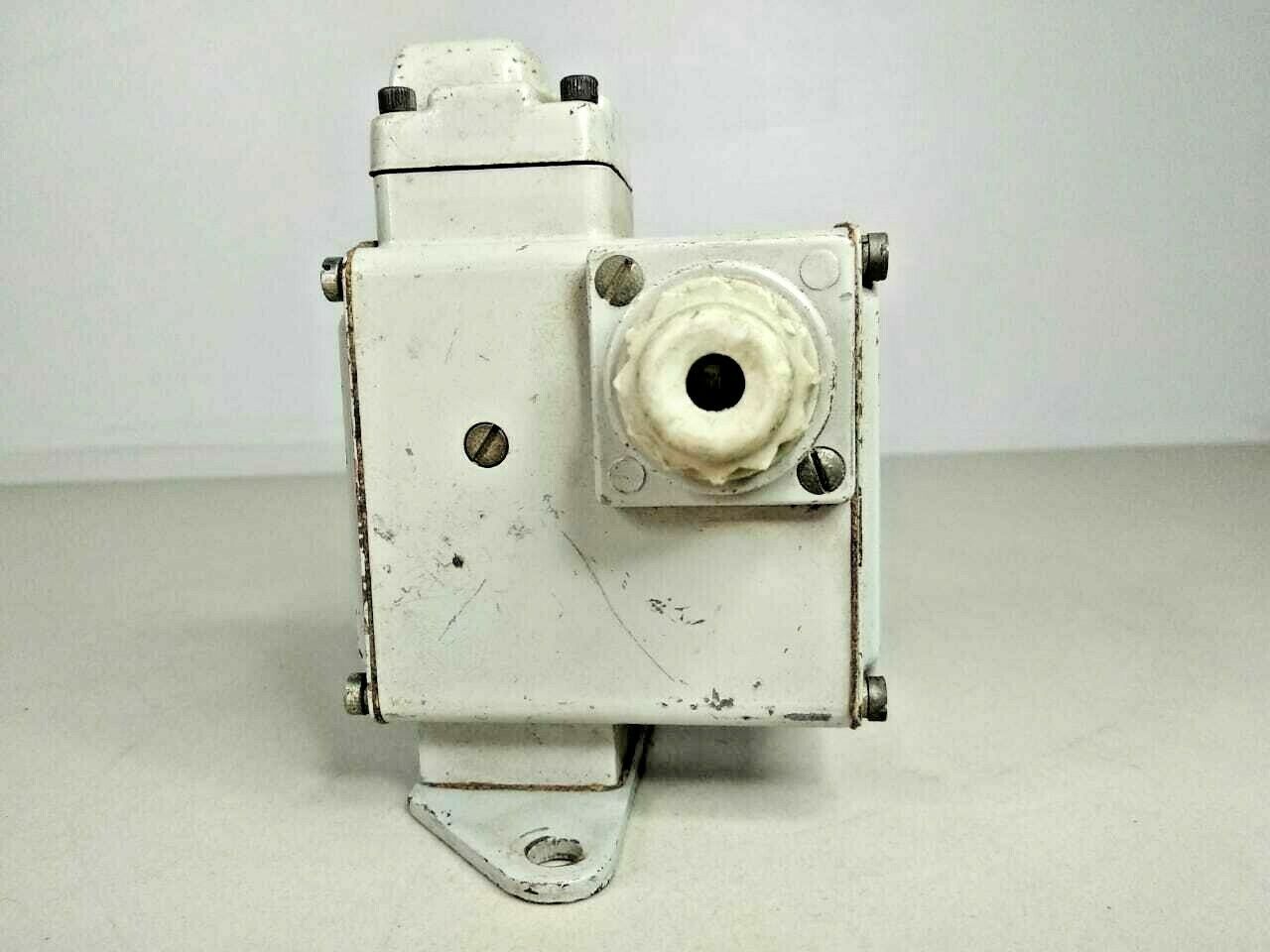 Amot Controls 4140CK1E14AA0-EE Range: 9-40 bar - NEW