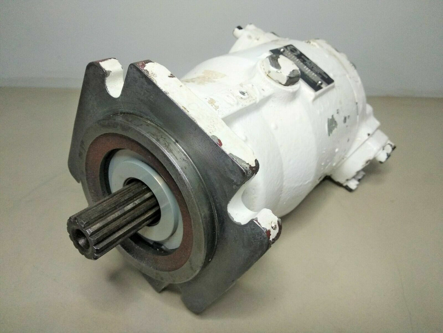 SUNDSTRAND HYDRO-TRANSMISSION Model Code: 223057 Hydraulic Motor