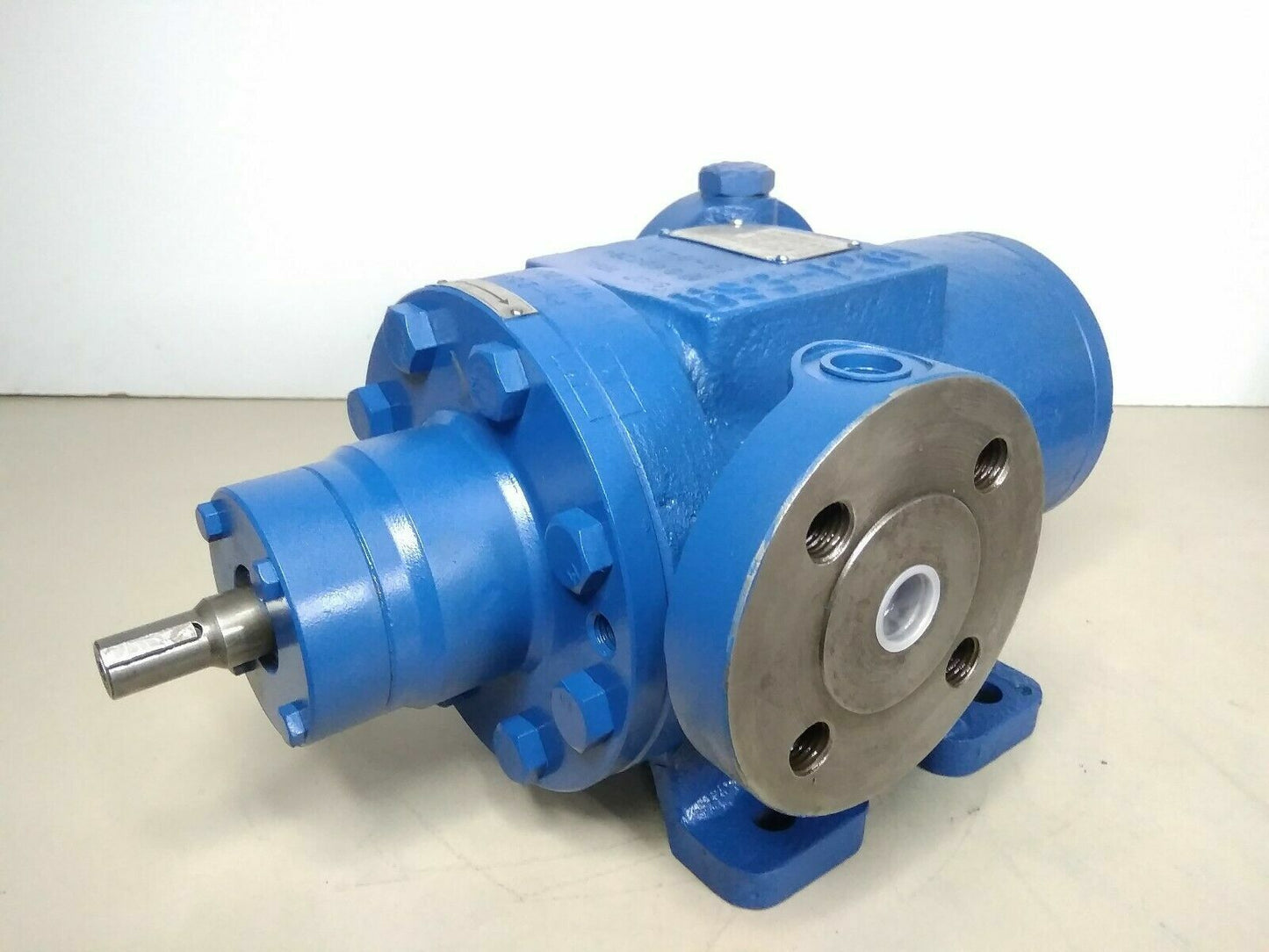 Kosaka Model GH-3T-15 Triple screw oil pump