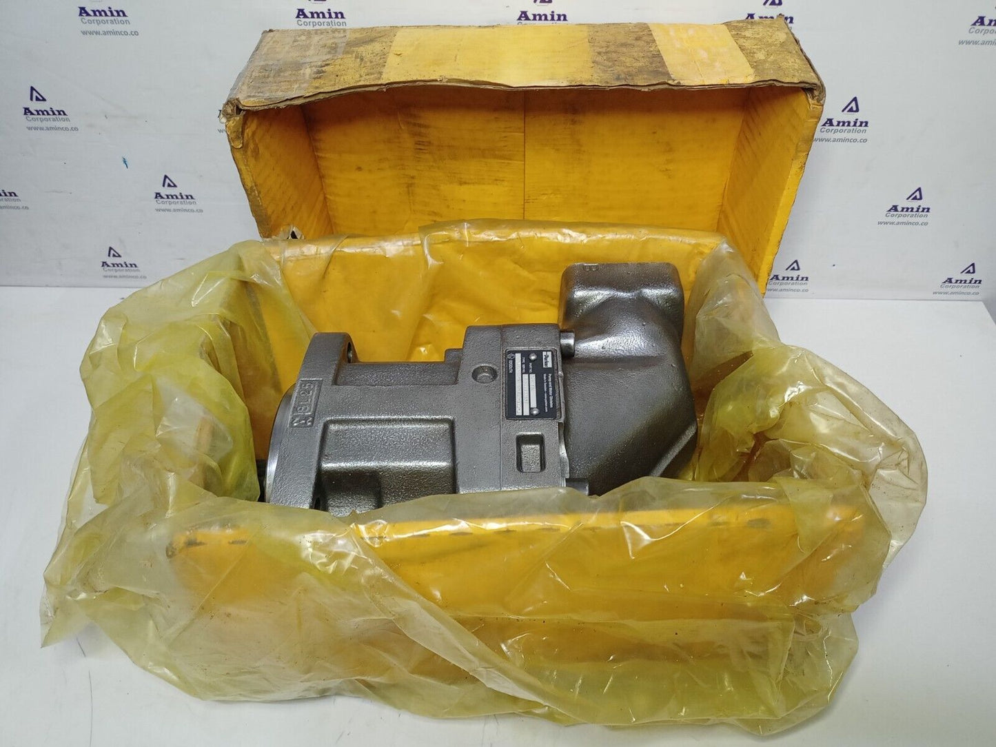 Parker F12-080-MS-SV-U-000-000-0 Hydraulic Motor Part No.: 3780786 - NEW #2