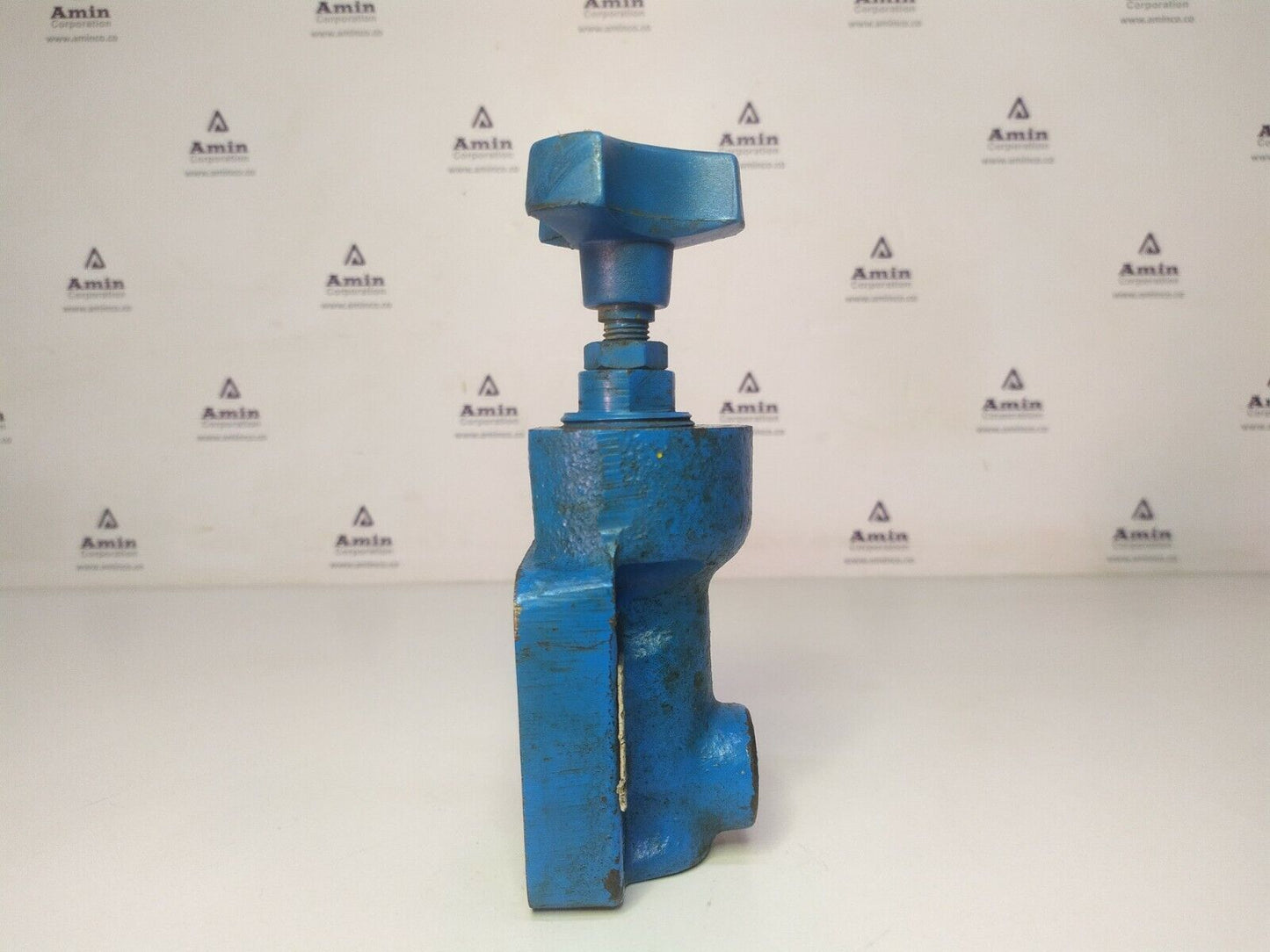 Vickers CGR02C10 Relief valve 0-3000 PSI Max.