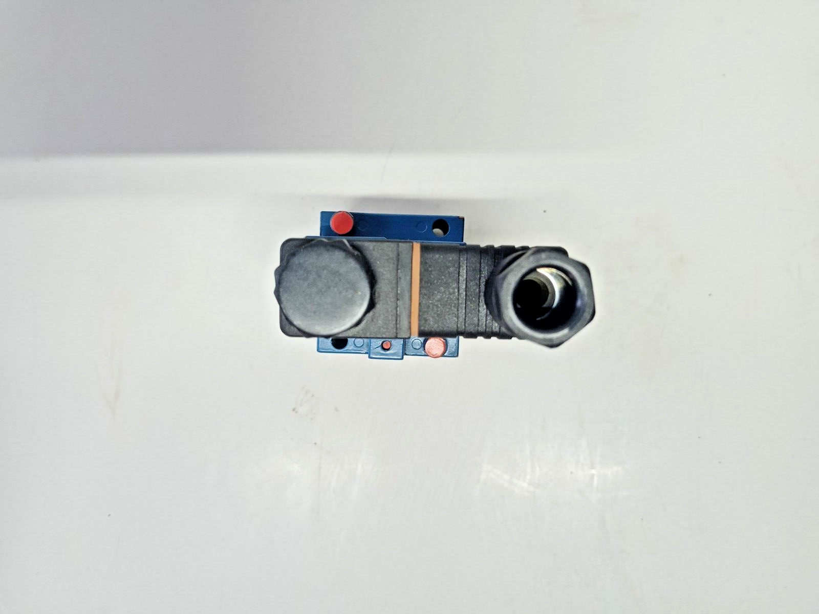 Rexroth 3722250920 Pneumatic valve FD: 12W05 - NEW