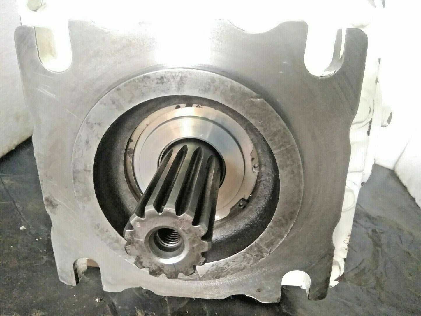 SUNDSTRAND HYDRO-TRANSMISSION 64916521 Hydraulic Piston pump Model code:24-2057