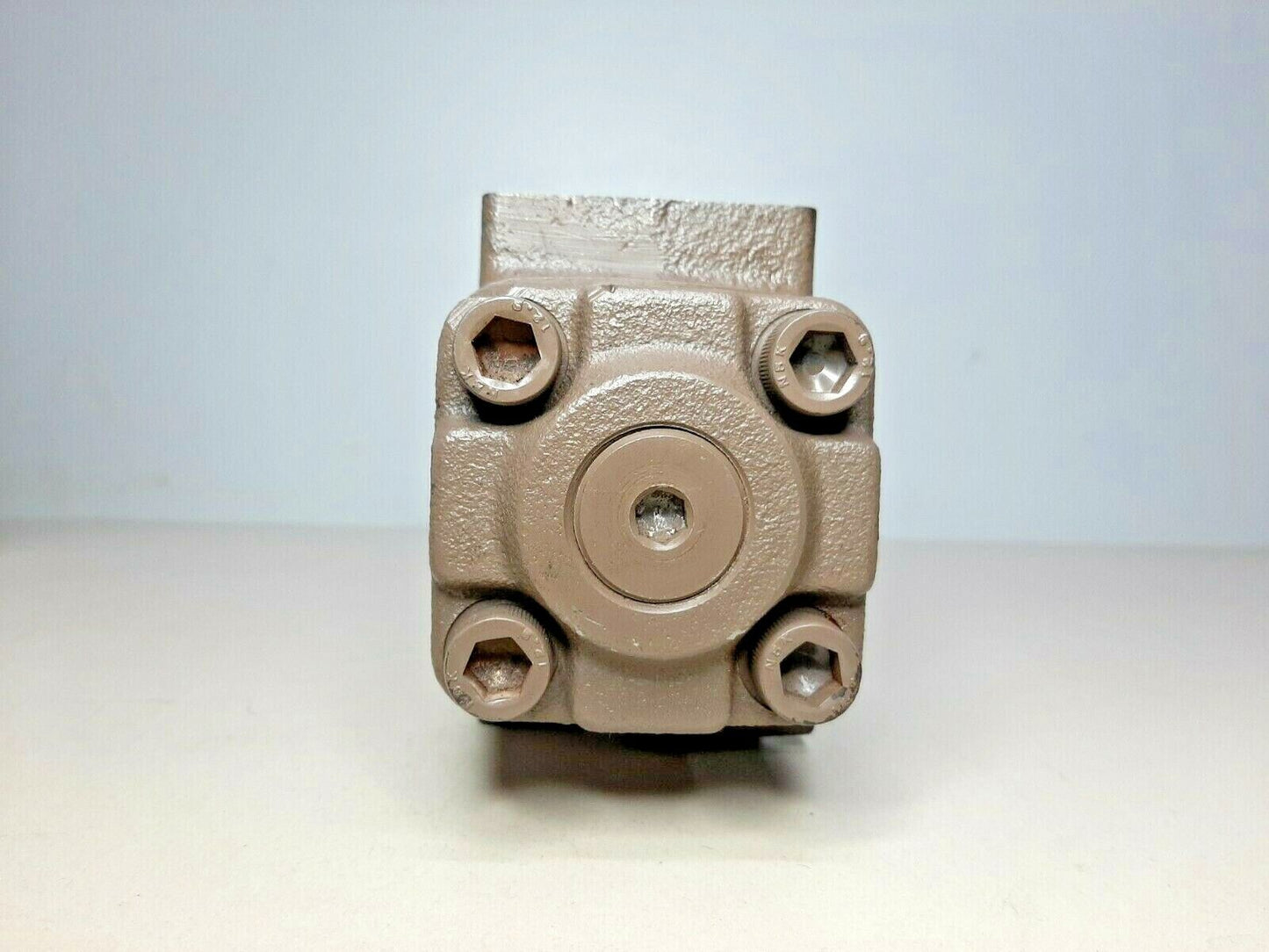 Takami Seiki TDCV3-08-80F DE CO Valve - NEW