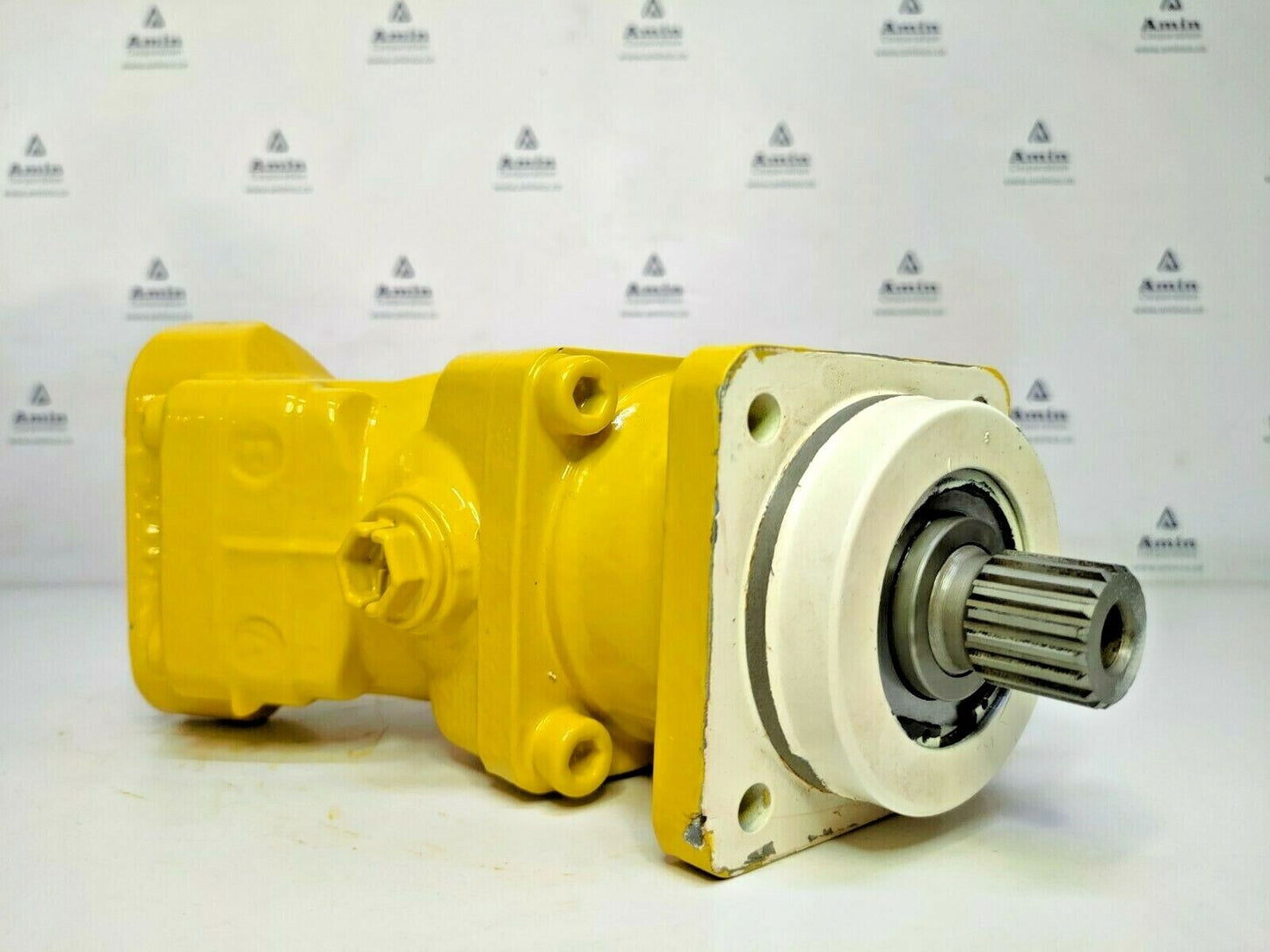 Sunfab SCM-012W-H-I41-W25-S3G-100 Hydraulic Motor - NEW