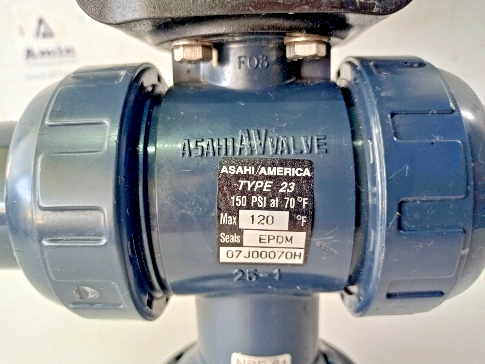 Quarter Master Asahi/America A94M2WJ Electric Actuator with Asahi 3-way valve