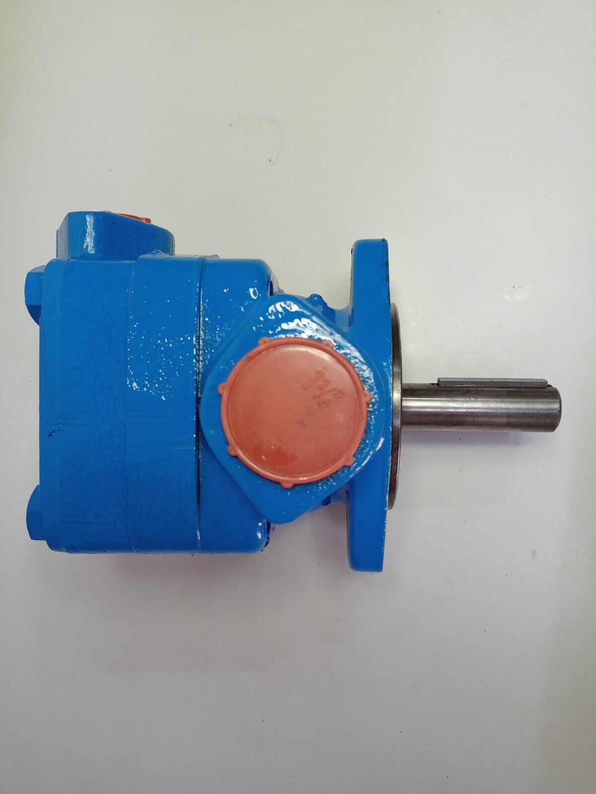 Vickers V20 1P8P 1C11 Hydraulic vane pump - Pressure Tested