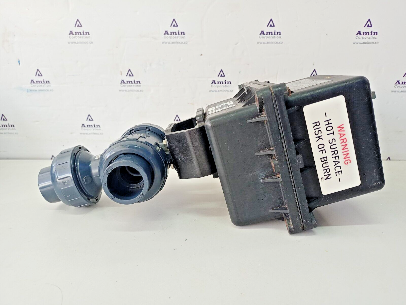 Quarter Master Asahi/America A94M2WJ Electric Actuator with Asahi 3-way valve