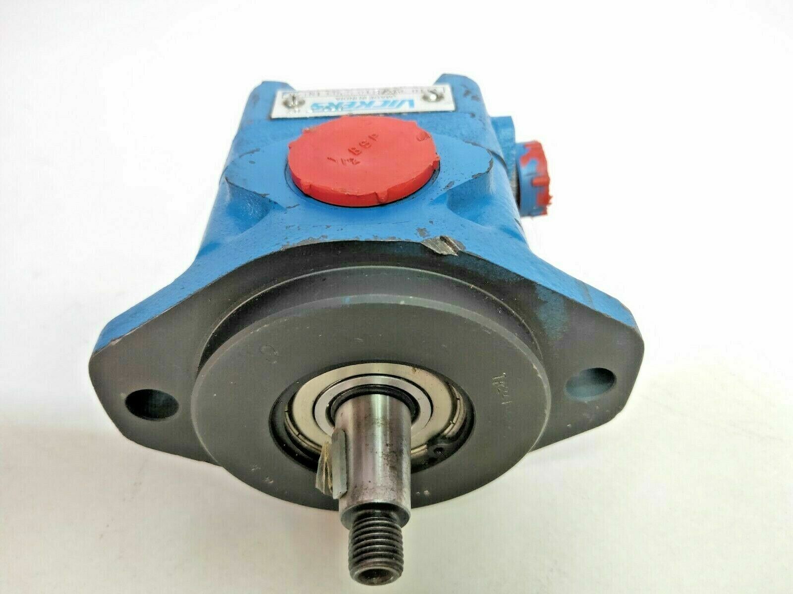 Vickers V110 3567B10 S203 IN148 Hydraulic vane pump - NEW