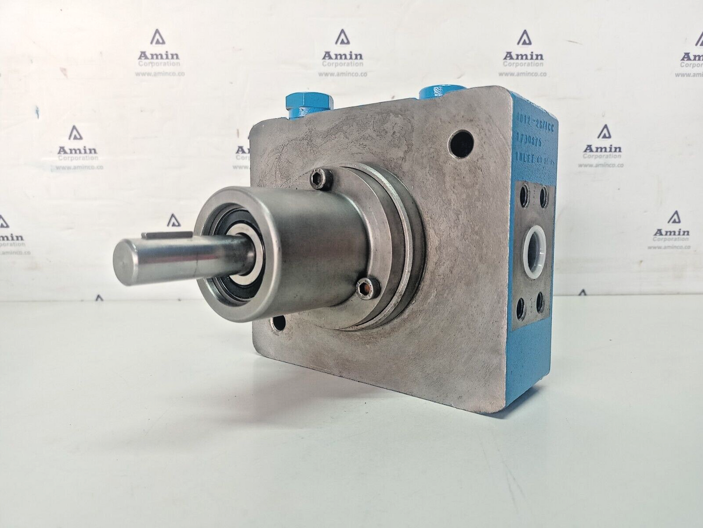 Tuthill pump 1012-2S7ICC Hydraulic internal gear pump 1000-series pump
