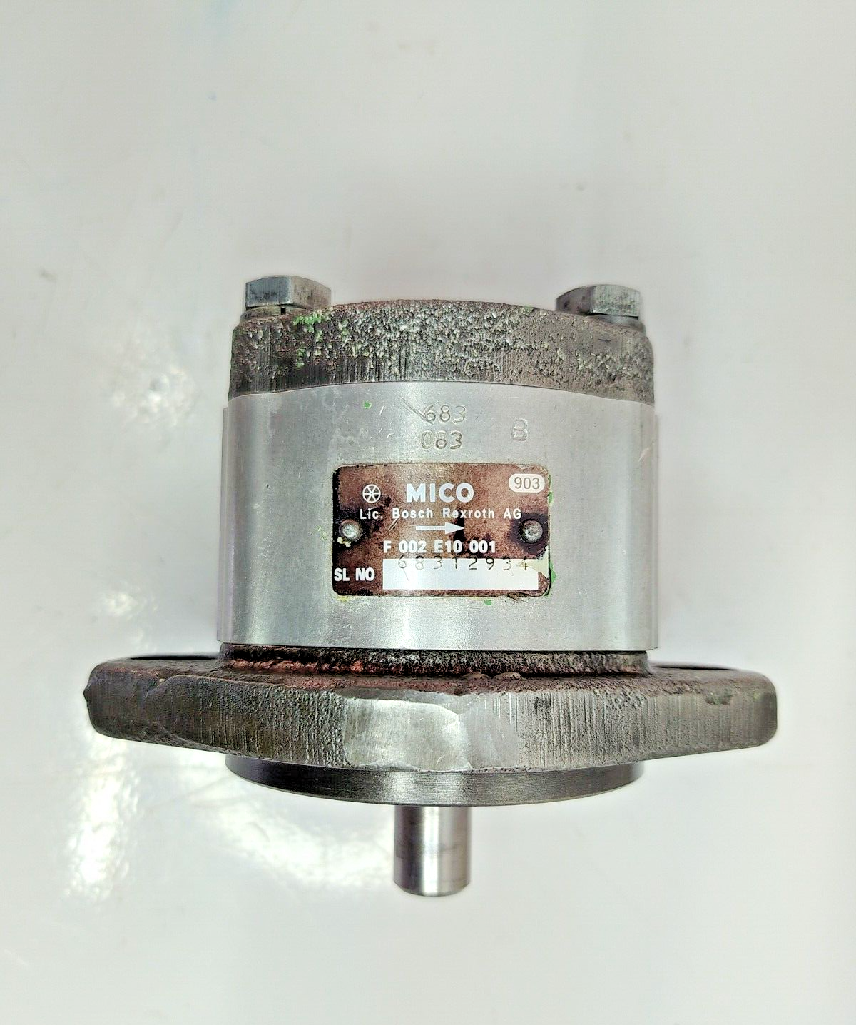 Bosch rexroth F002 E10 001 Hydraulic gear pump - Pressure Tested