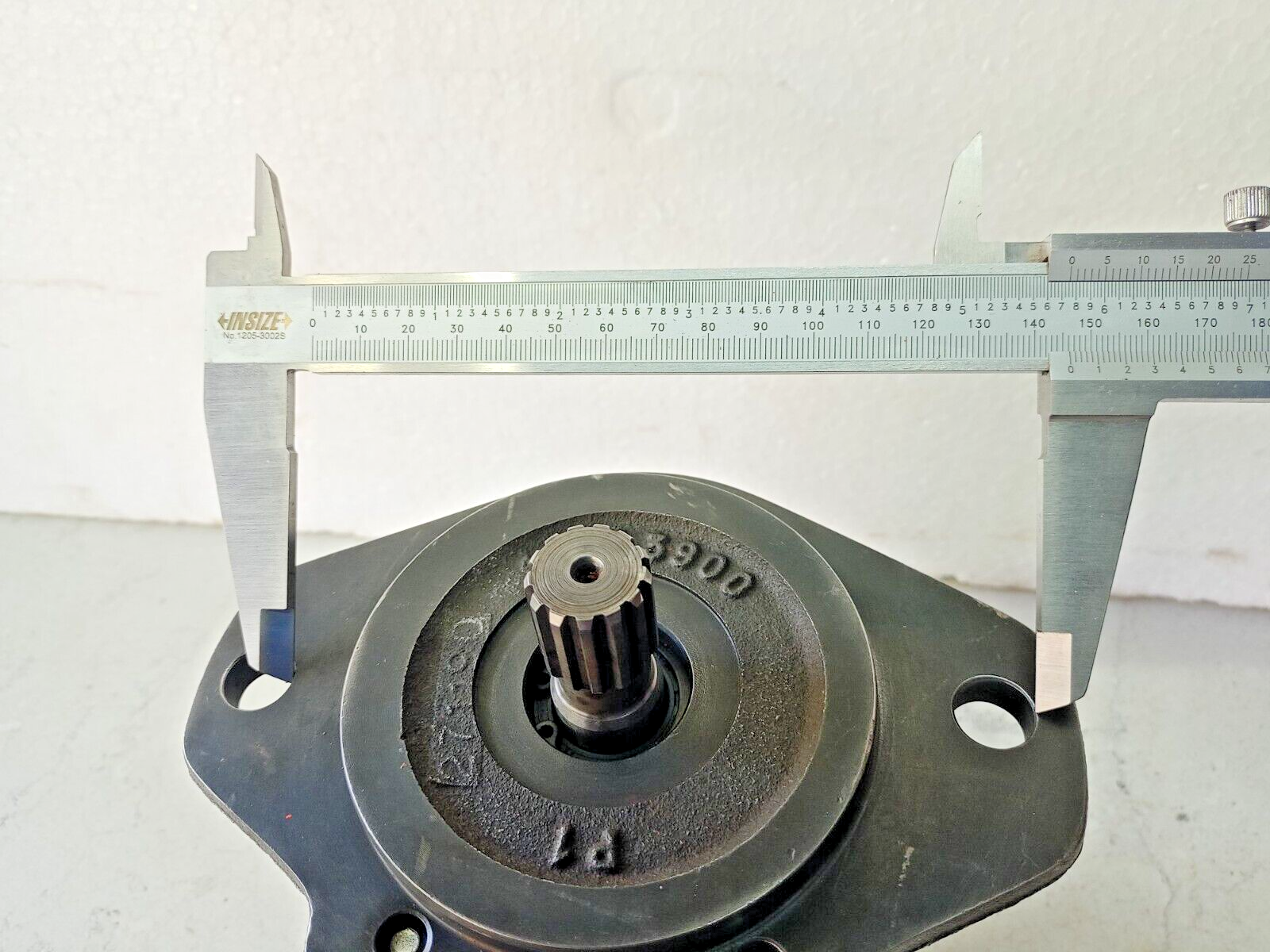 Rexroth 1PF2G330/038LD07KB Hydraulic gear pump - NEW