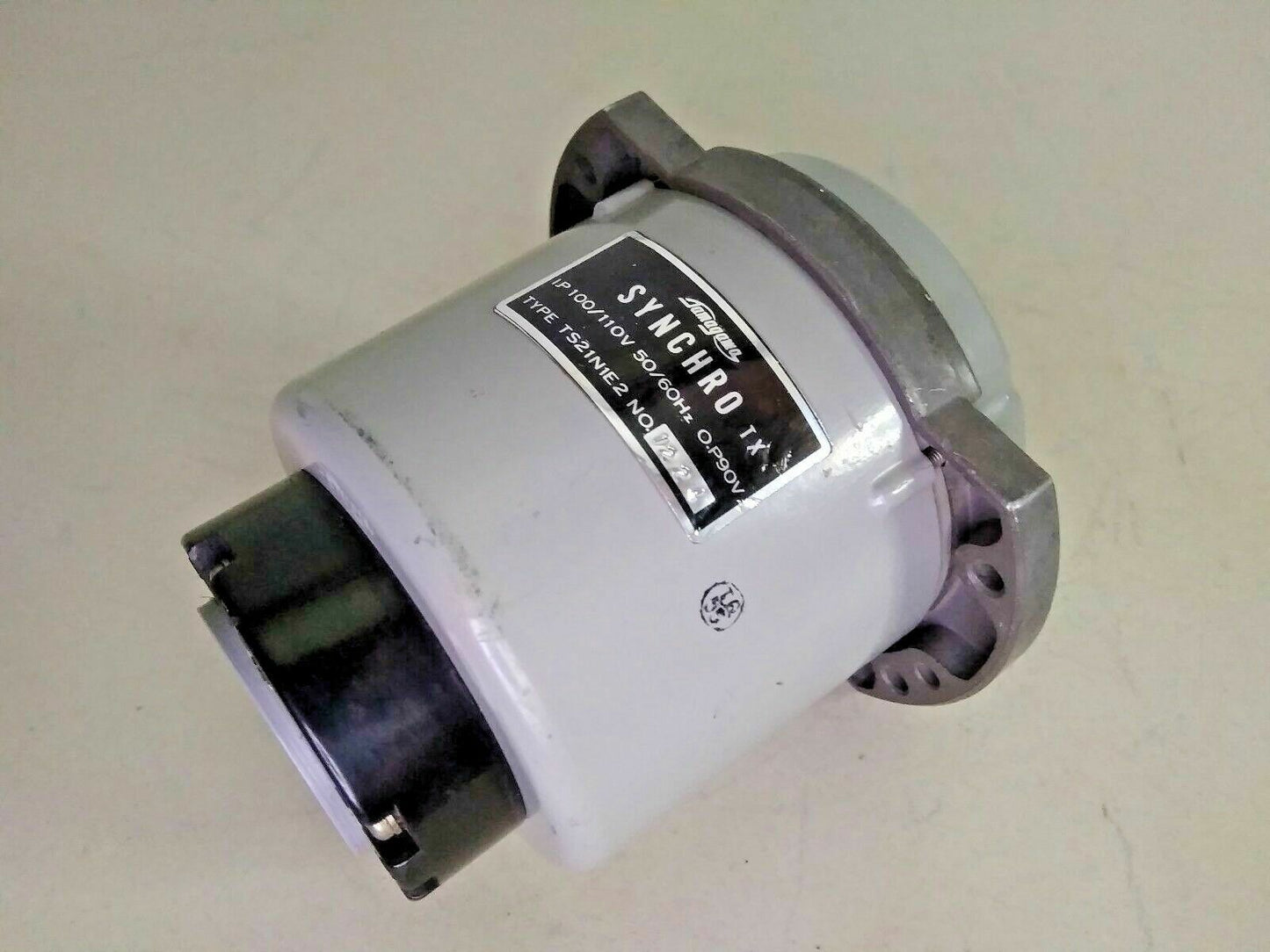 TAMAGAWA TS21N1E2 Synchro Motor TX (100/110V AC, 50/60 Hz) - NEW