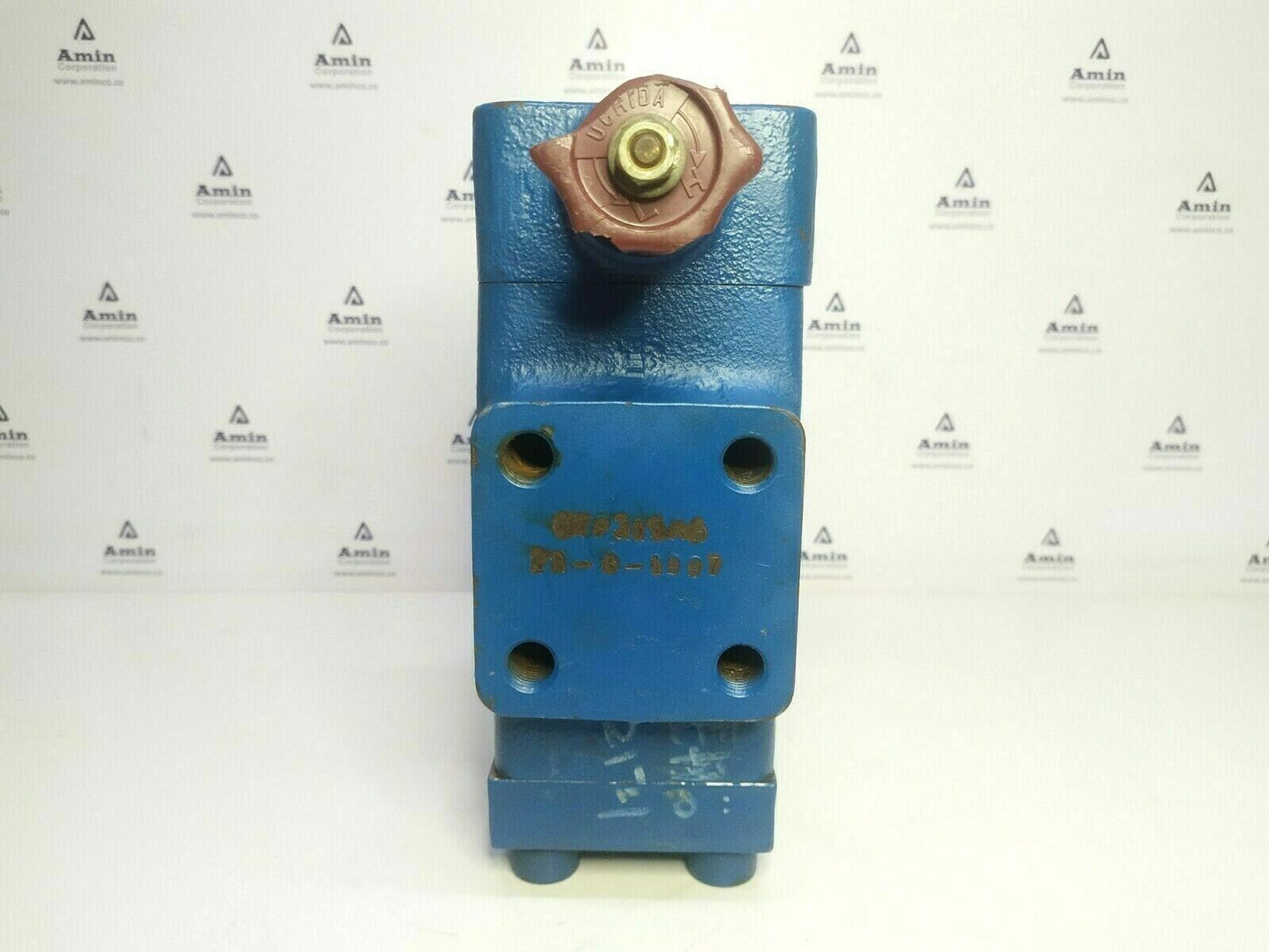 Uchida Hydraulics RB1-10F-D-331 L-75 Hydraulic valve - NEW