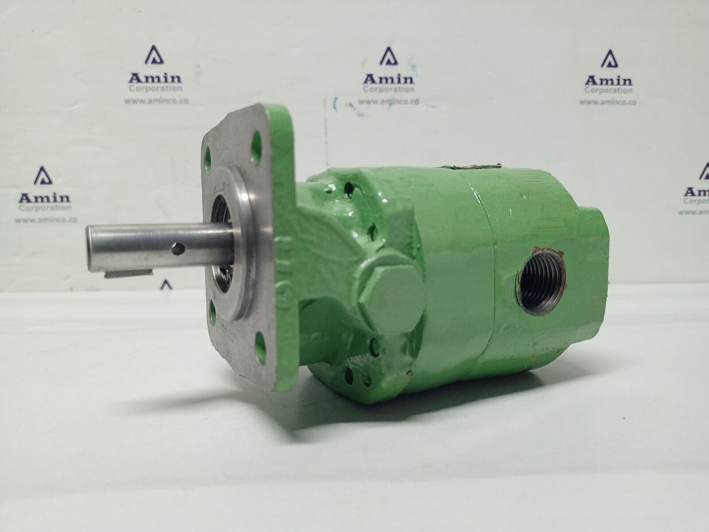 John S. Barnes Corp. Part No. 153232-P Hydraulic pump/Motor