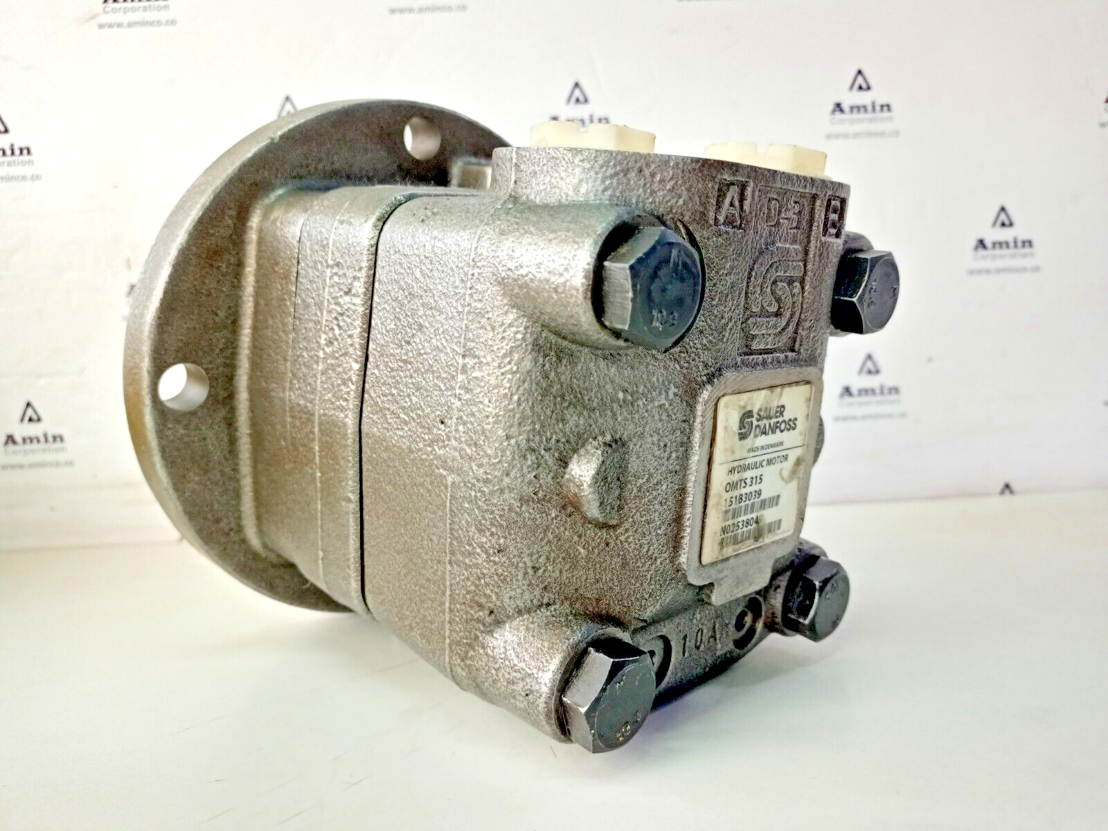 Sauer Danfoss OMTS 315 Hydraulic motor 151B3039 - NEW (Free Expedited fast ship)