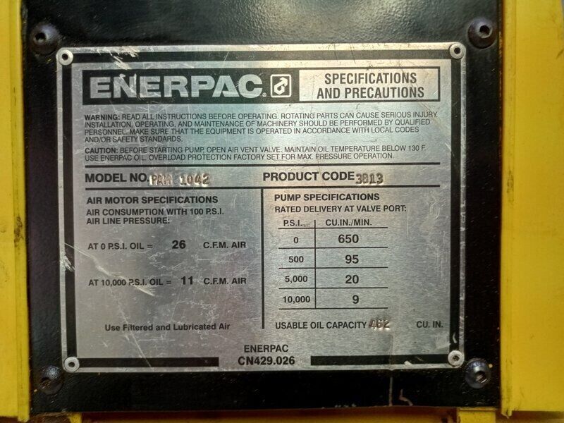 Enerpac PAM-1042 Air hydraulic pump 4/3 manual valve, 700bar/10,000psi - TESTED