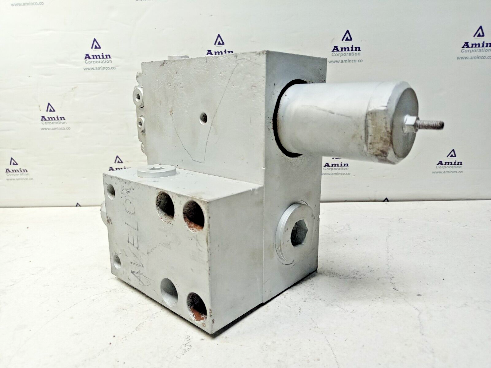 Rexroth DBDS10K18/400 S0 159 08W11 Hydraulic pressure relief valve with block