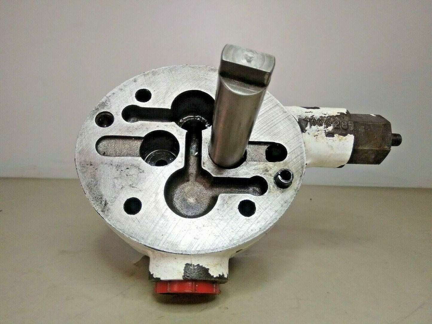 SUNDSTRAND HYDRO-TRANSMISSION 64916704 Hydraulic Piston pump Model code:24-2052