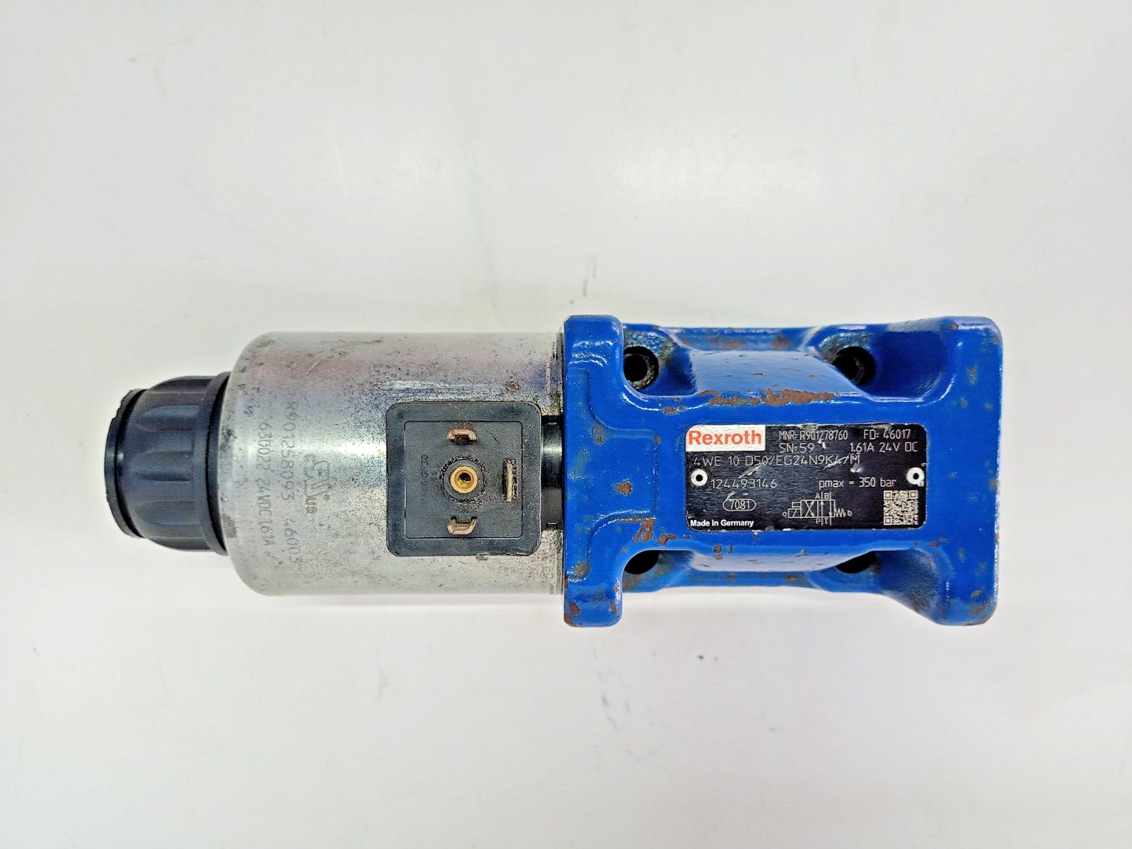 Rexroth 4WE 10 D50/EG24N9K4/M Directional spool valve 4WE10D50/EG24N9K4/M