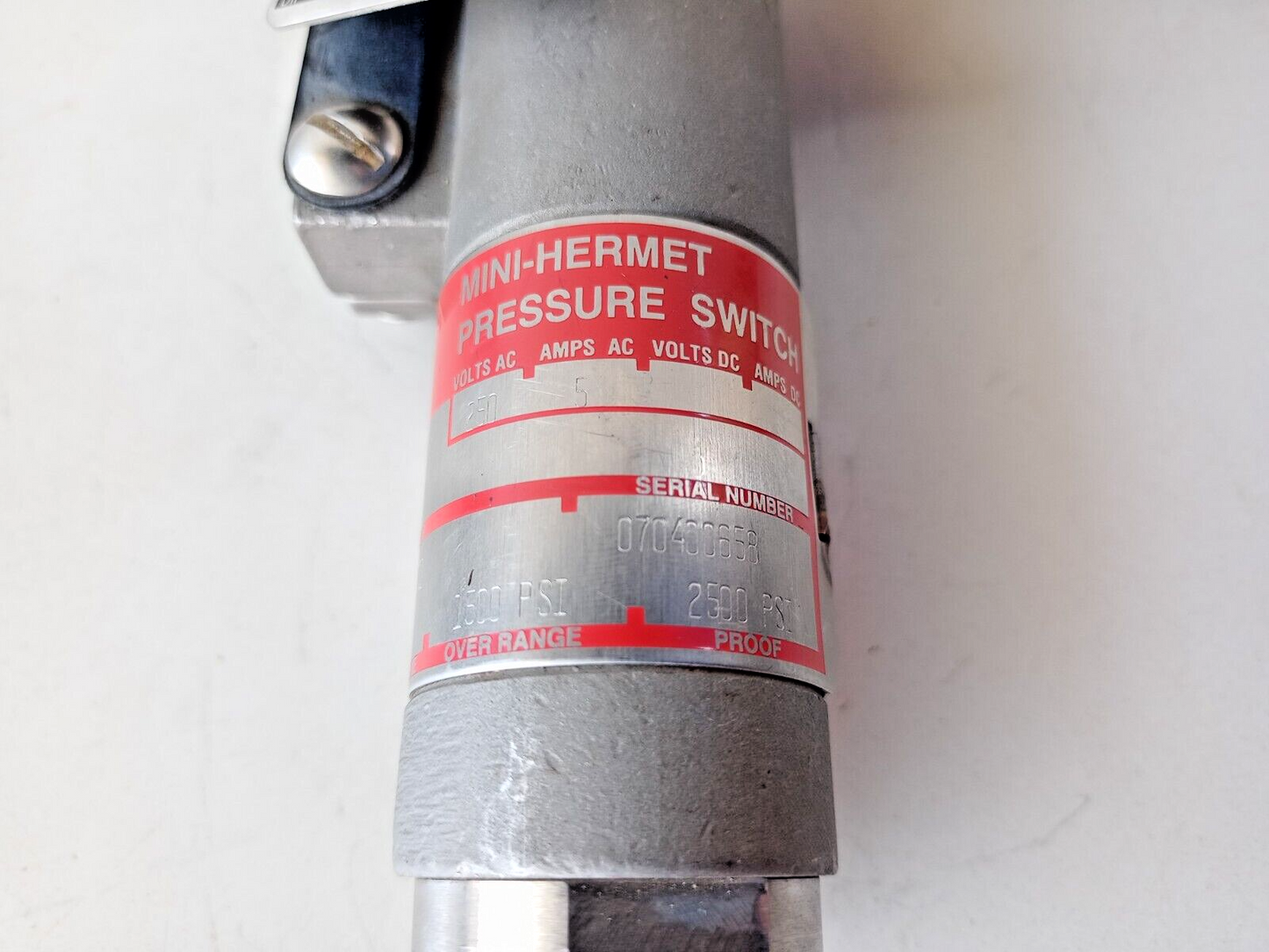 SOR 5BH-EG45-M4-C1A-TTC1 Snap Mini-Hermet pressure switch 45-550 PSI - NEW