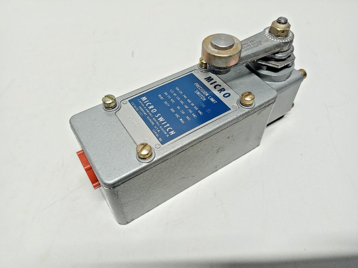 MICRO SWITCH 151ML1 600VAC 10A Honeywell/Micro switch Precision limit switch NEW