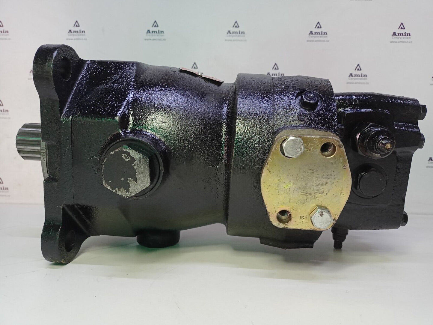 Flodraulic/Dynapower S-1698289, 10339261-001 Hydraulic motor 6 in3/rev. 6000psi
