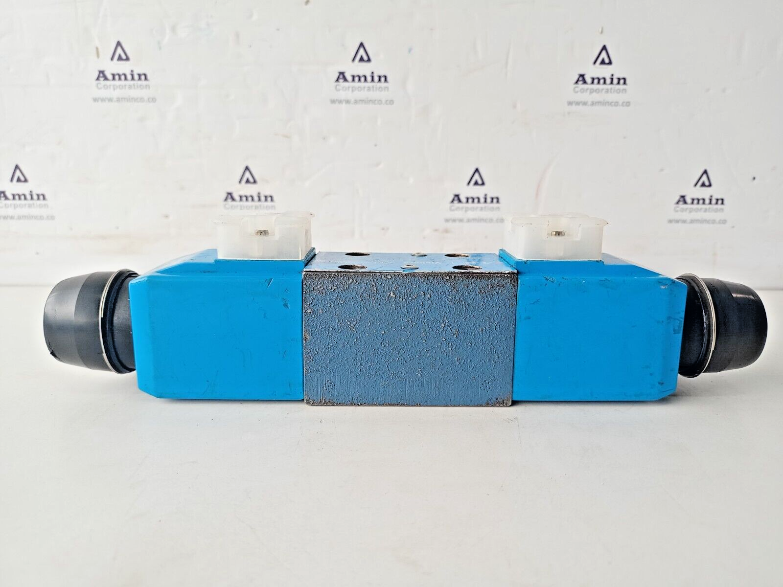 Eaton Vickers KDG4V 3 33C30X H M U H7 60 Hydraulic Proportional valve
