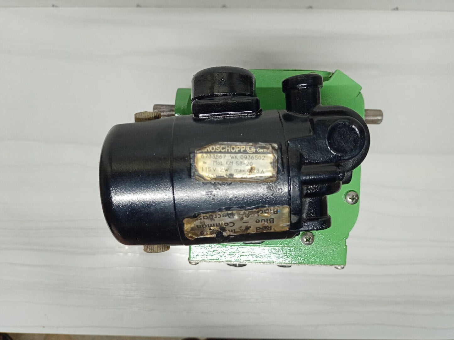 Woodward UG-8 Part No. 8520-312 Governor 1115-1550 rpm