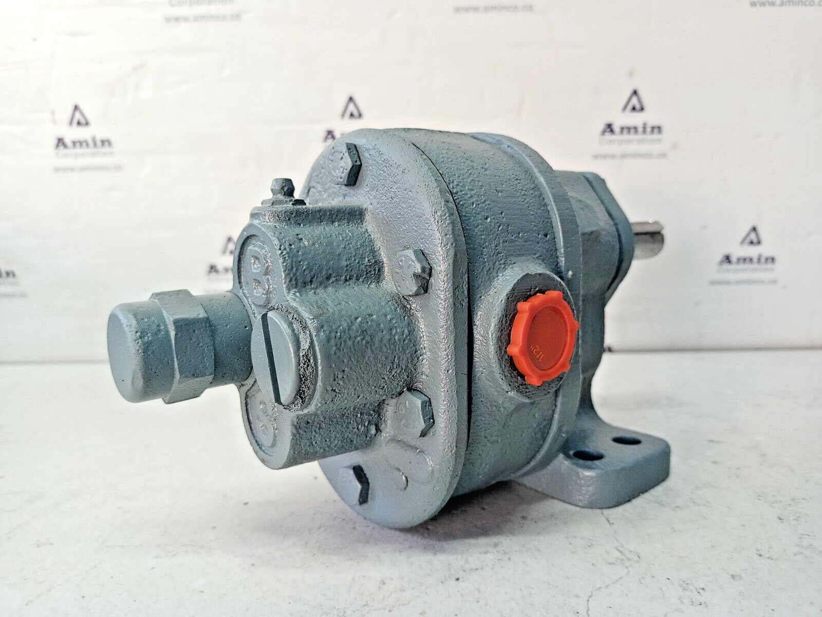 BSM- Brown & Sharpe No.2 713-2-9 Foot mounted Rotary gear pump - Pressure Tested