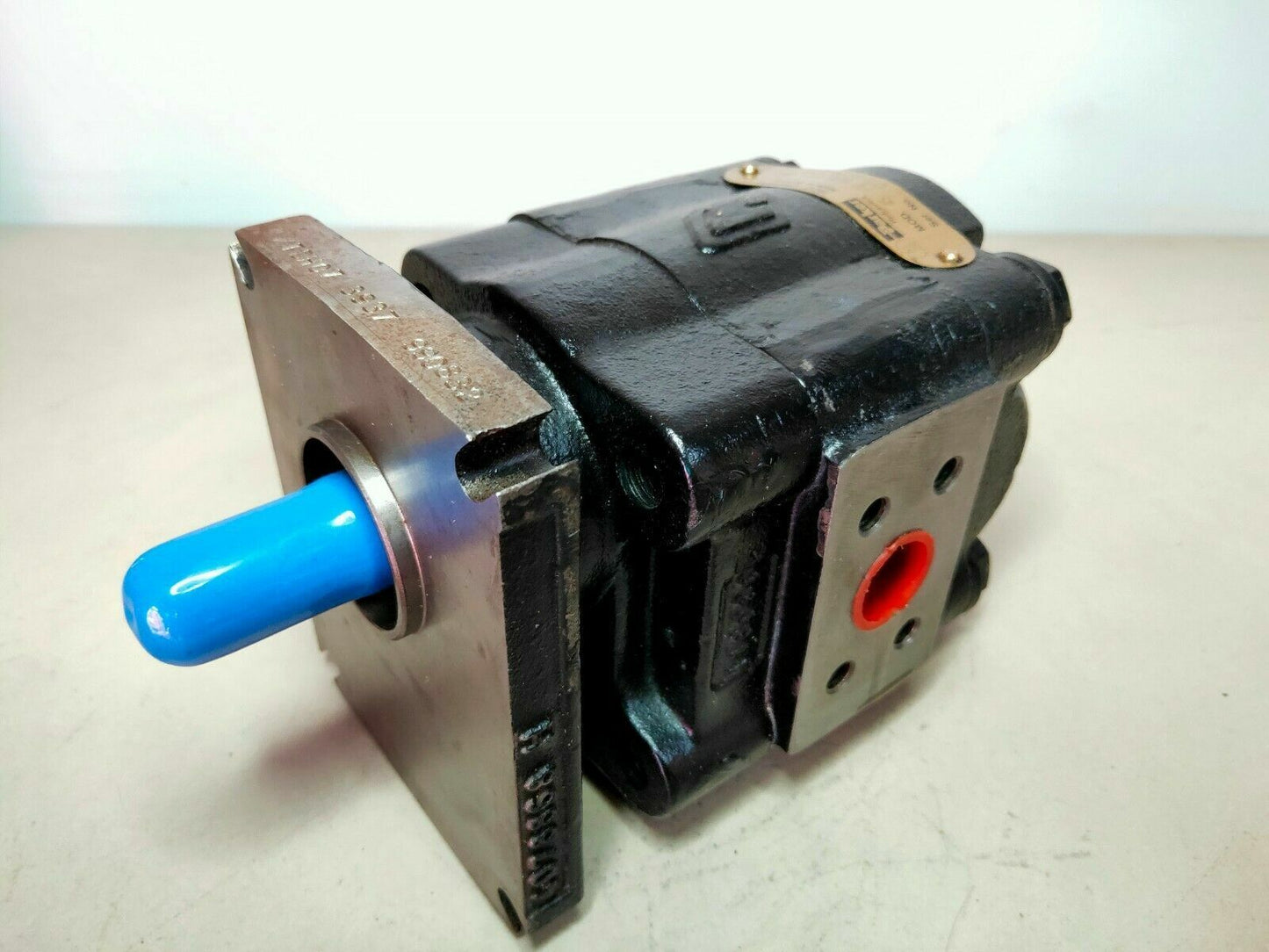 Parker Hydraulics 45-312 9610 414-002 Hydraulic gear Pump - NEW