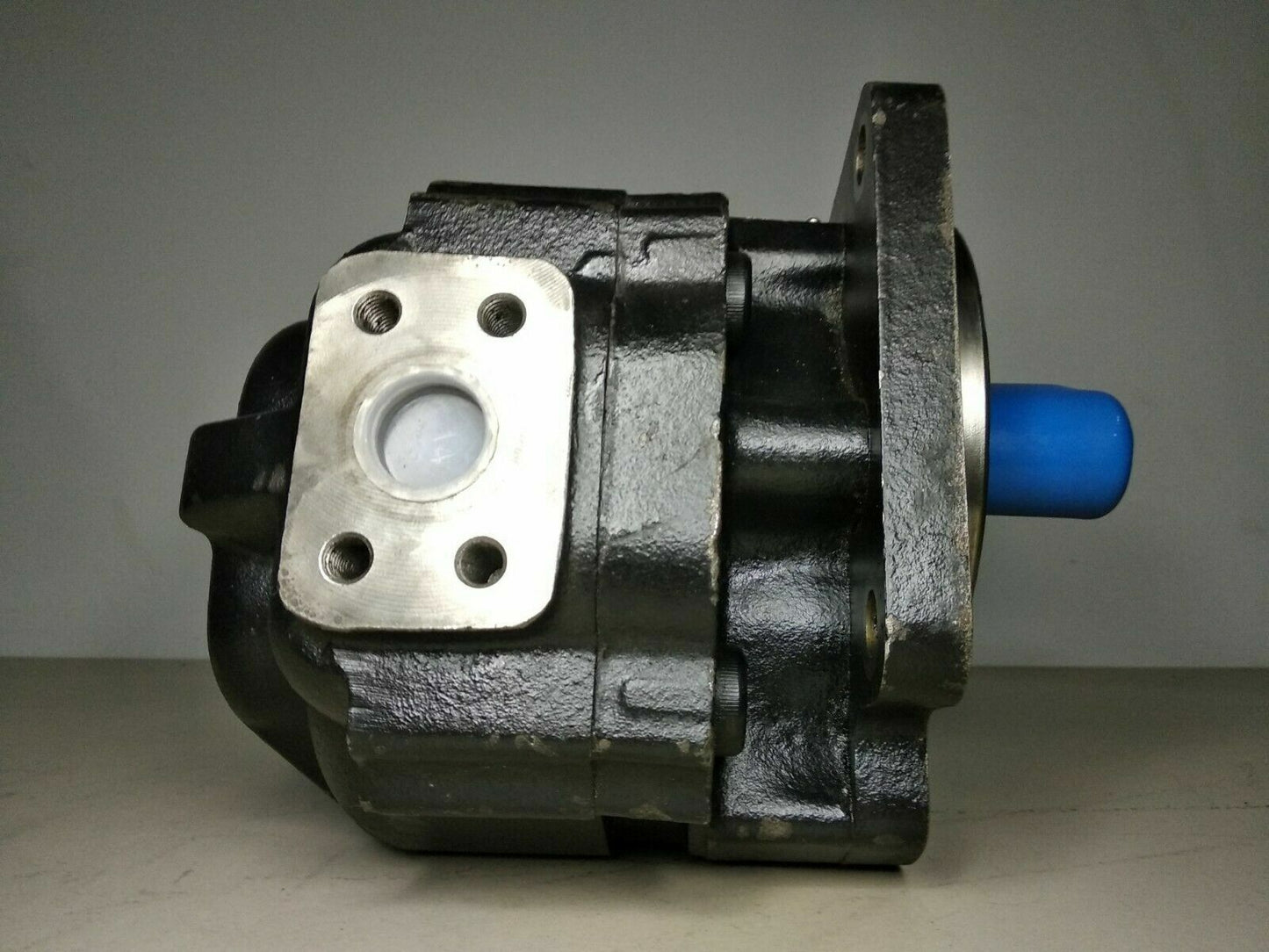 David Brown Hydraulics R1A5053G5A1A Hydraulic Gear pump - PRESSURE TESTED
