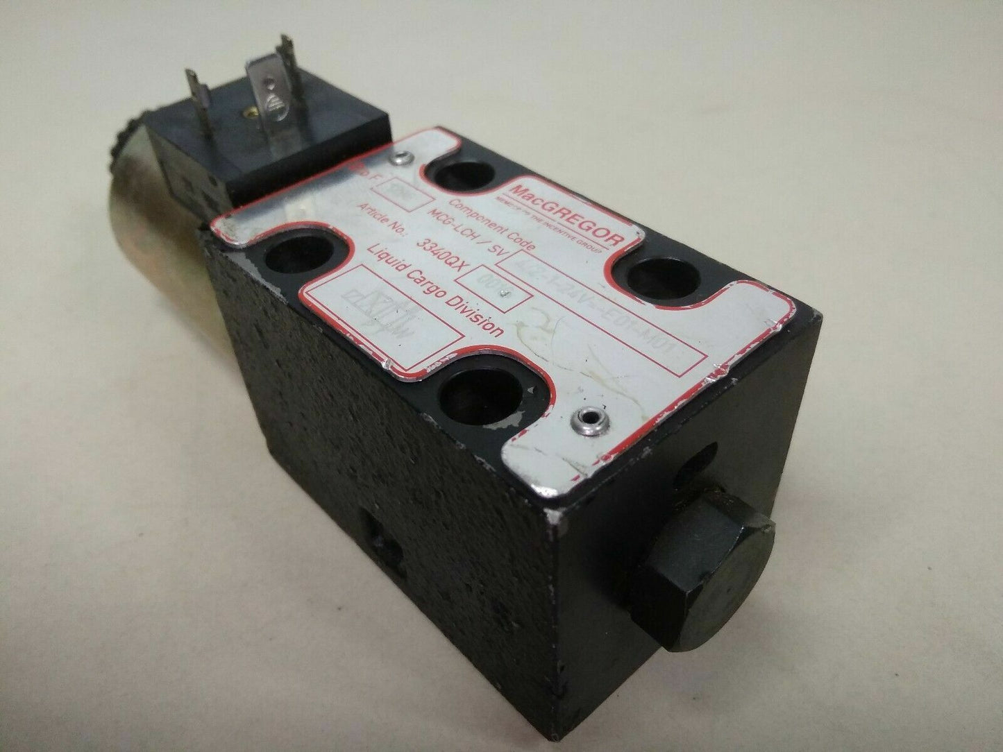 Macgregor MCG-LCH/SV 4/2-1-24V=-E01-M01 Directional control Valve - NEW