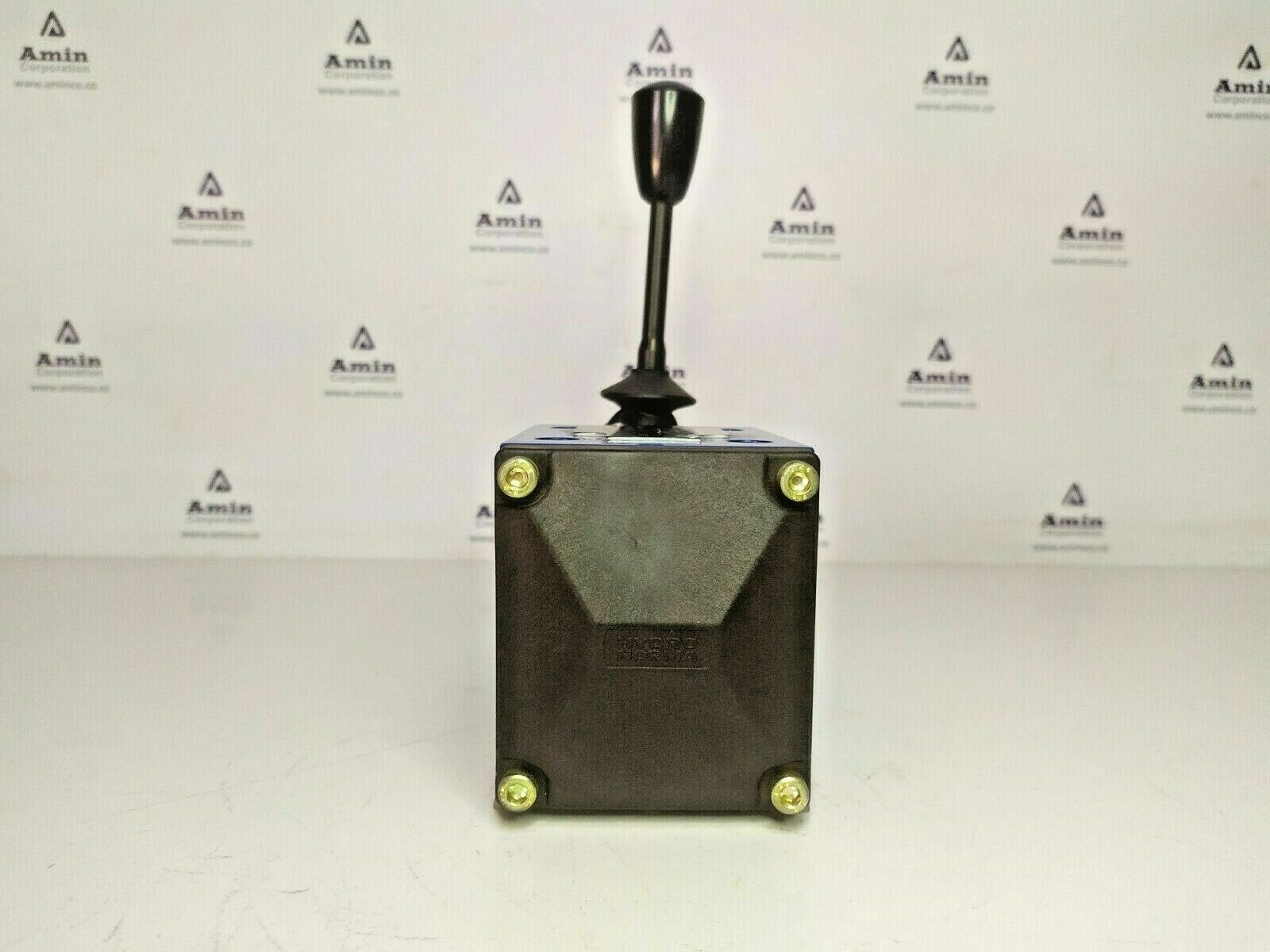 REXROTH 4WMM 10 E31 Directional control valve MNR R900589983 - NEW