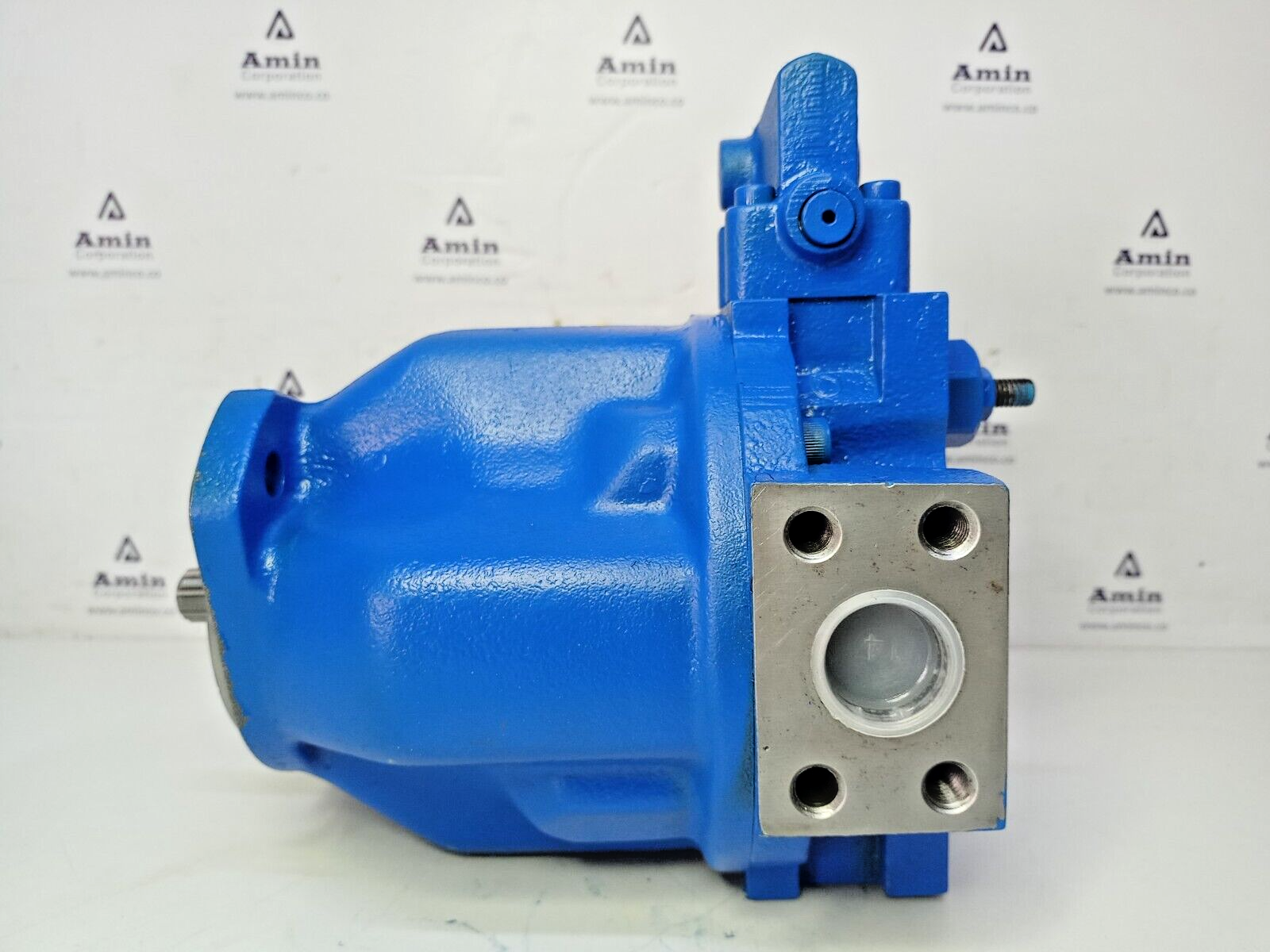 Uchida-Hydromatik A10V16DR1RS8 Axial piston variable pump A10 V16DR1 RS8