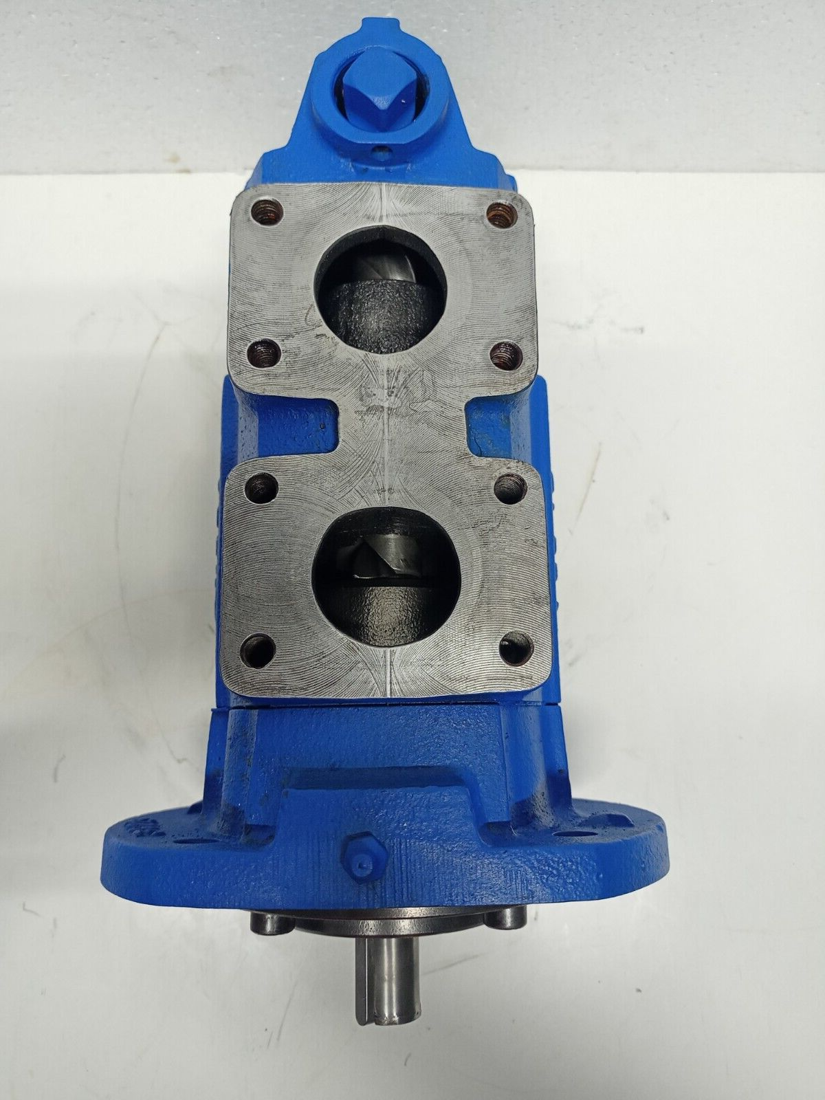 Azcue BT-HM 38 Triple screw pump - Refurbished