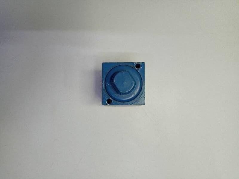 Wabco 351-002-001-0 Hydraulic Pneumatic Valve 3510020010 - New