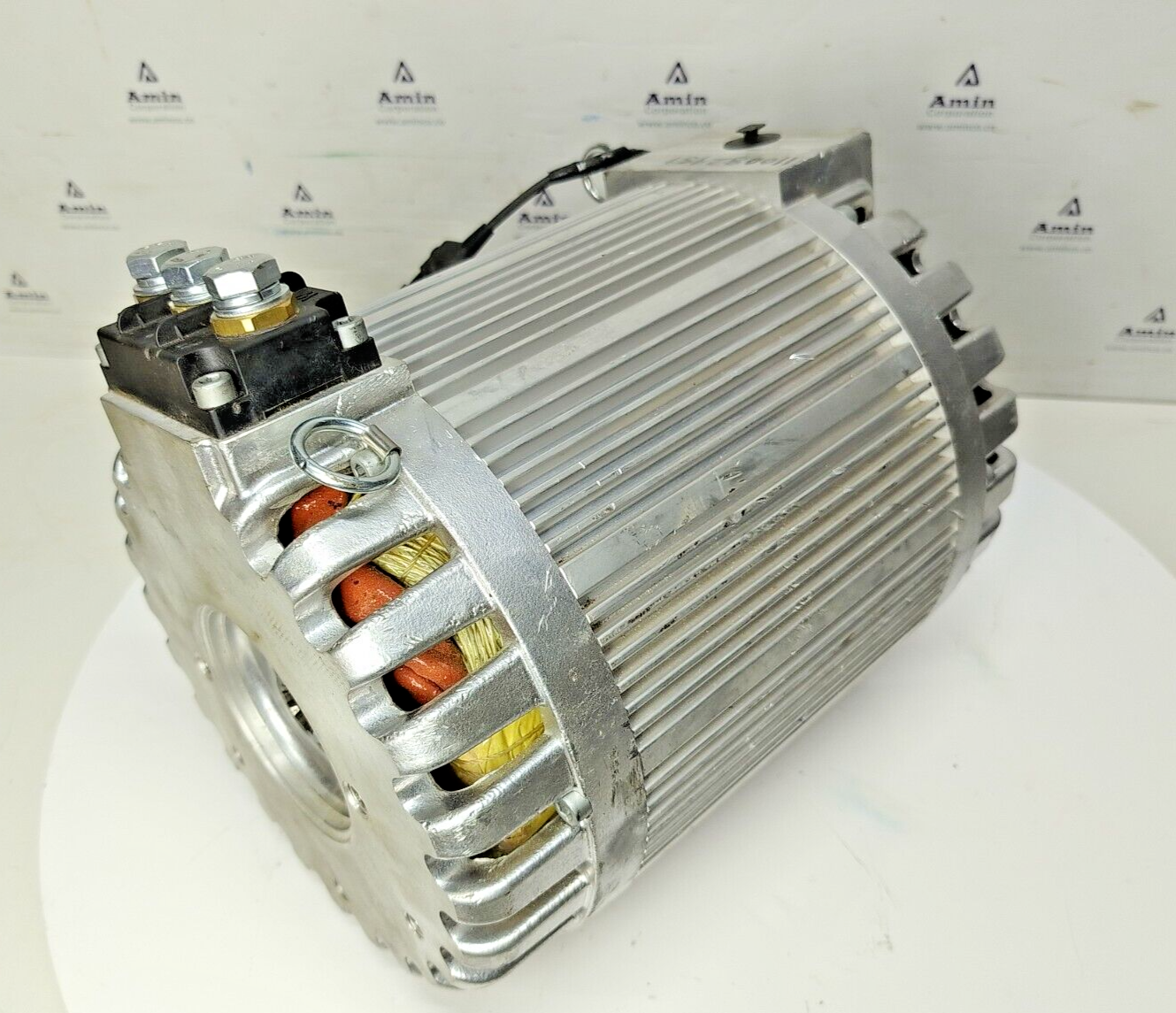 SME B00MT325B04 Motor 15kw 32v 2200-4500rpm - NEW
