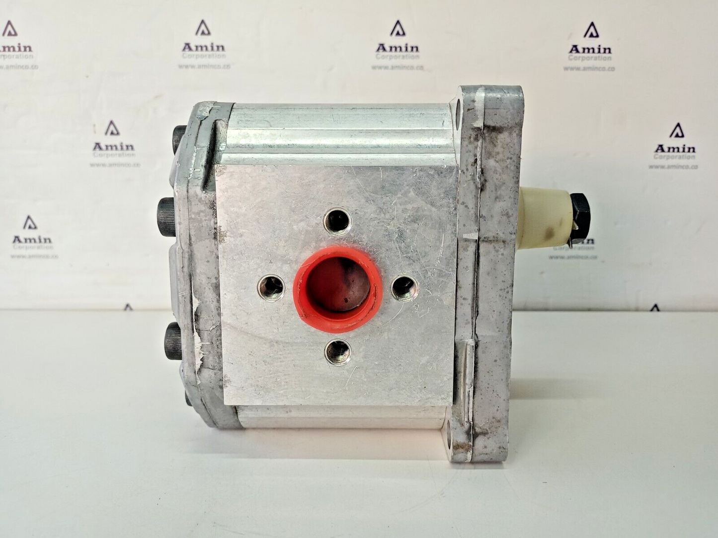 Sauer Danfoss SNP3NN/033RN01BA Hydraulic gear pump 111.25.024.0C - NEW