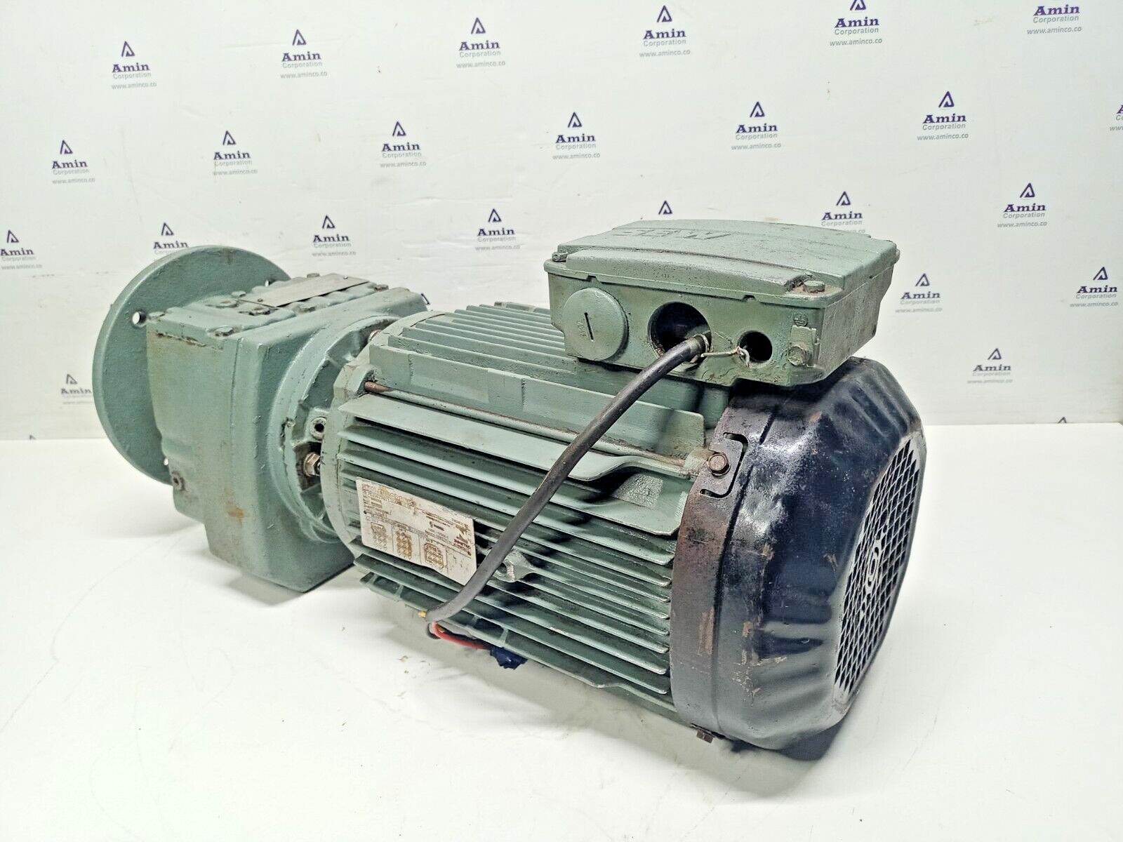 Sew-Eurodrive RF57 DRN100L4 gear unit gear motor