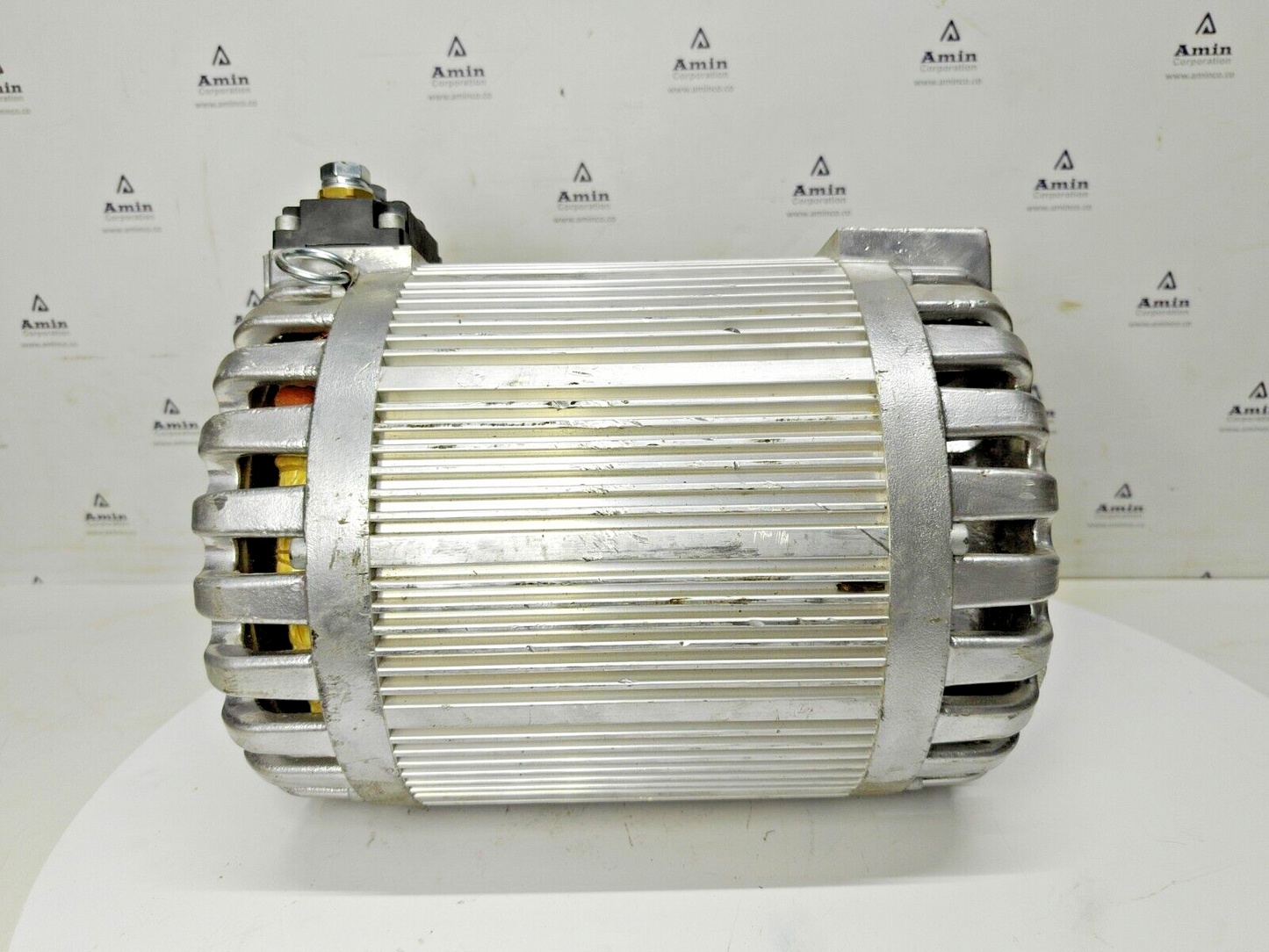 SME B00MT325B04 Motor 15kw 32v 2200-4500rpm - NEW