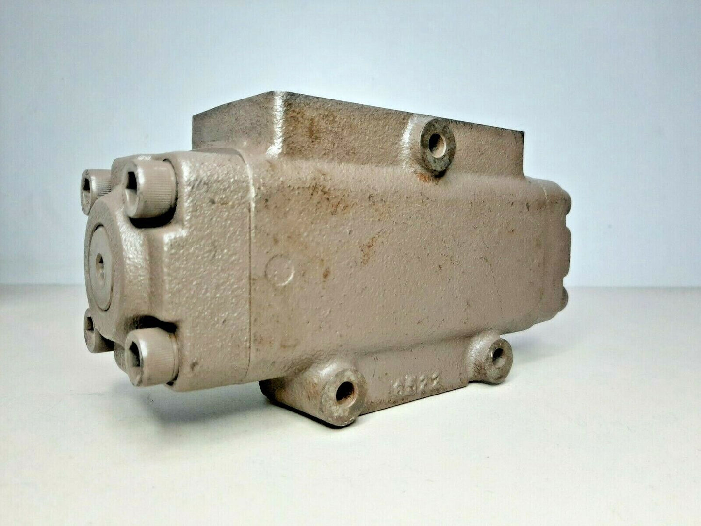 Takami Seiki TDCV3-08-80F DE CO Valve - NEW