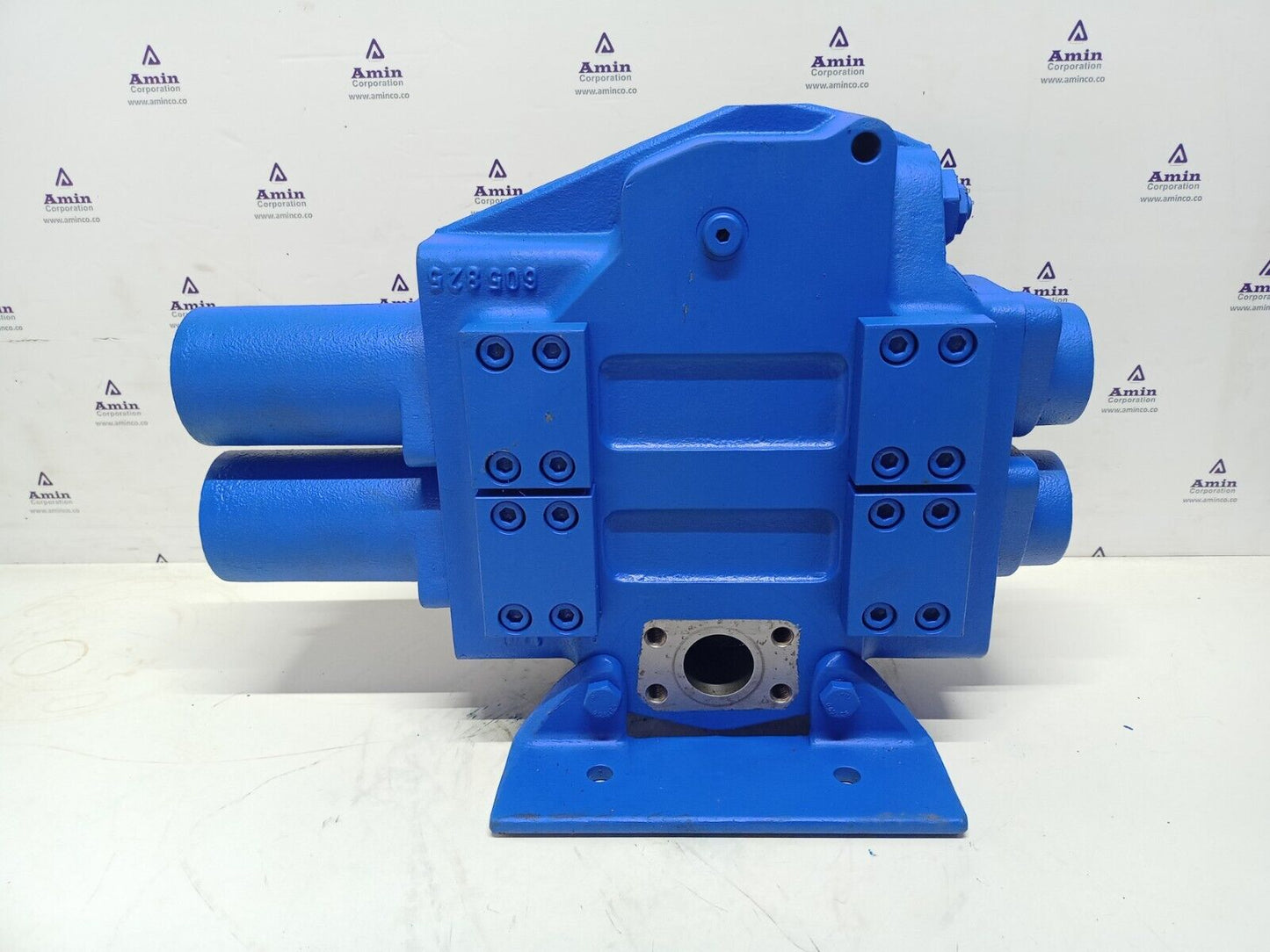 Rexroth MO-5020-01/2MO-32PHVCM11-M12, R900249187 Hydraulic control block #2