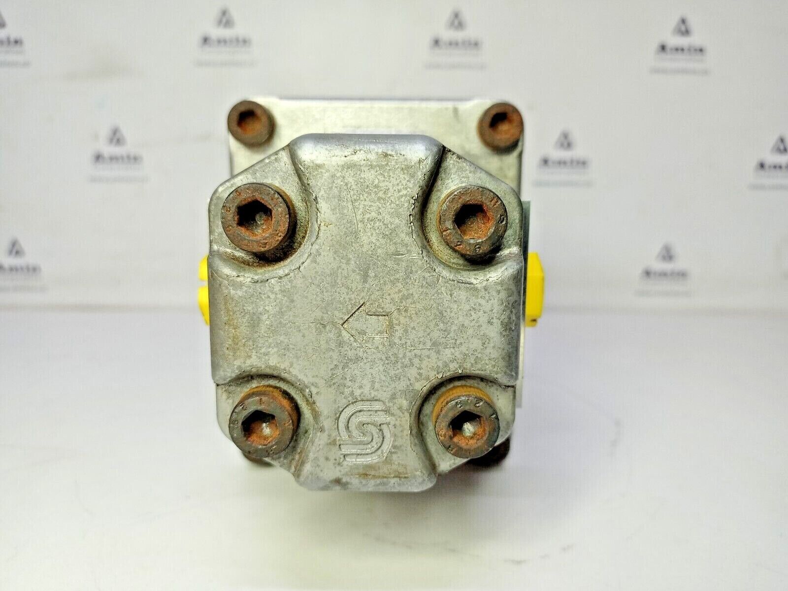 Sauer Danfoss SNW2NN/025R301BQ With SNQ1NN/2.6RN21DE Double Hyd. gear pump - NEW