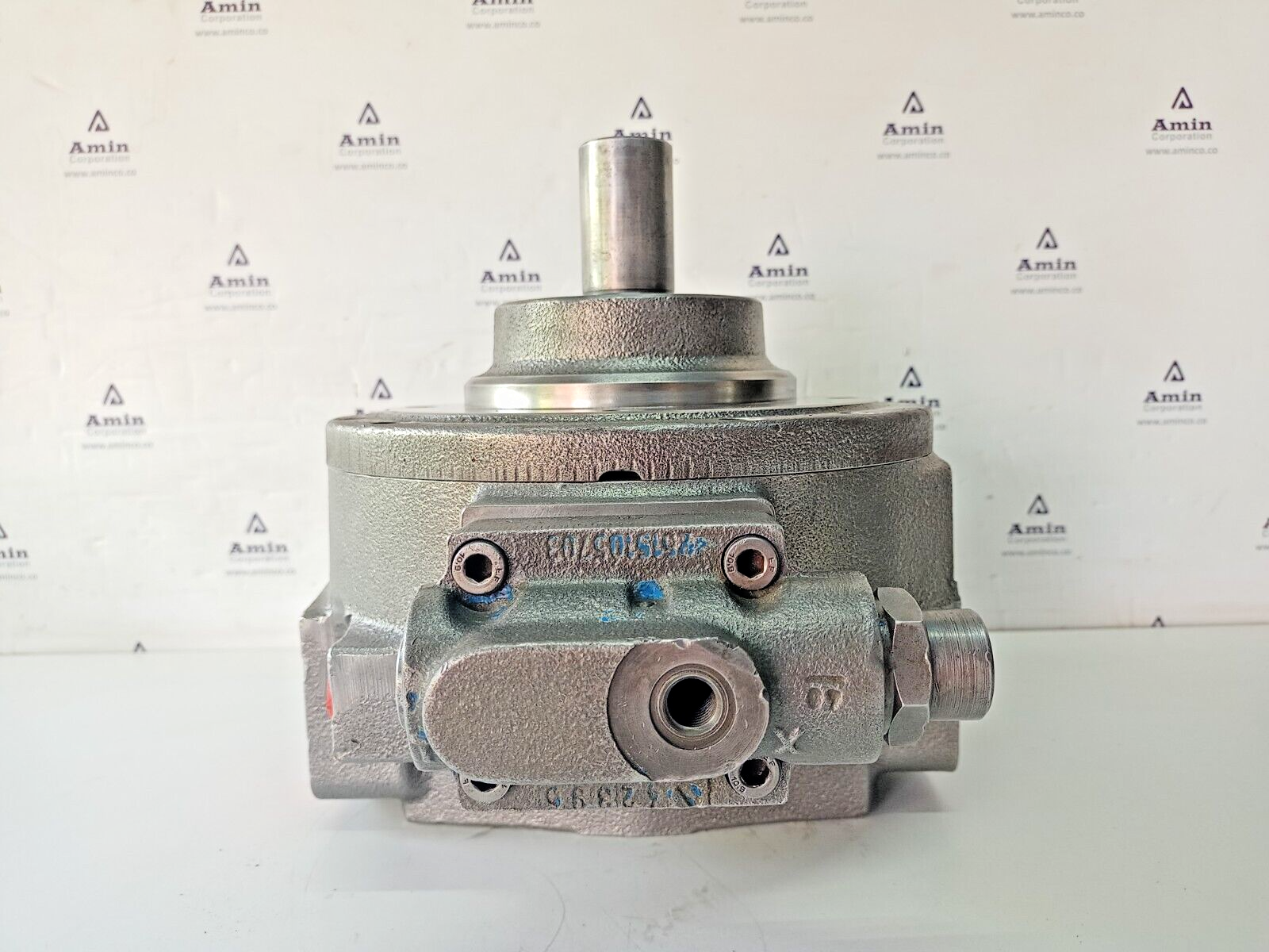 MOOG HP-R18A1-RKP032KM28J1Z00 Hydraulic Radial Piston pump D952-2001/D