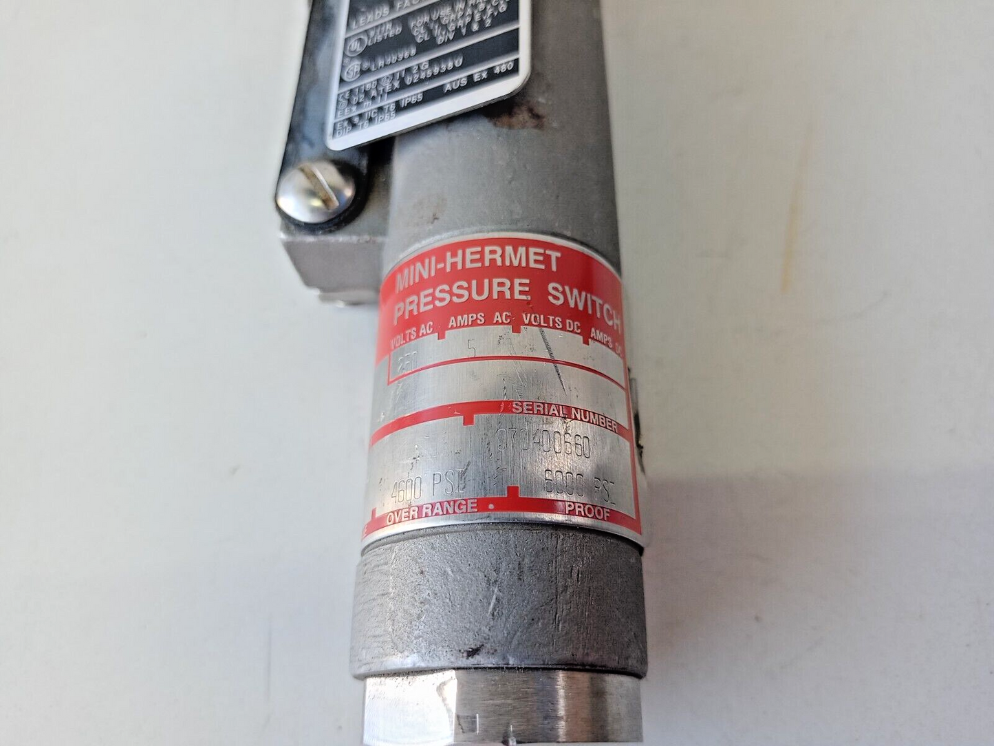 SOR 1BH-EG45-M4-C1A-TTC1 Snap Mini-Hermet pressure switch 500-4000 PSI - NEW