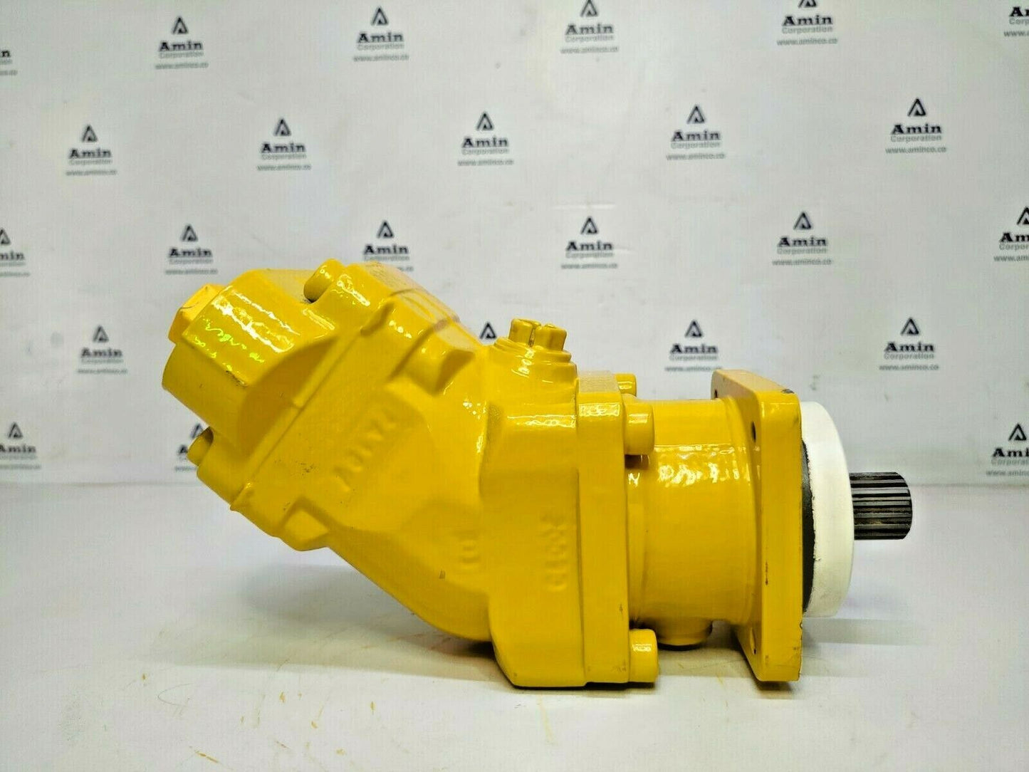 Sunfab SCM-012W-H-I41-W25-S3G-100 Hydraulic Motor - NEW