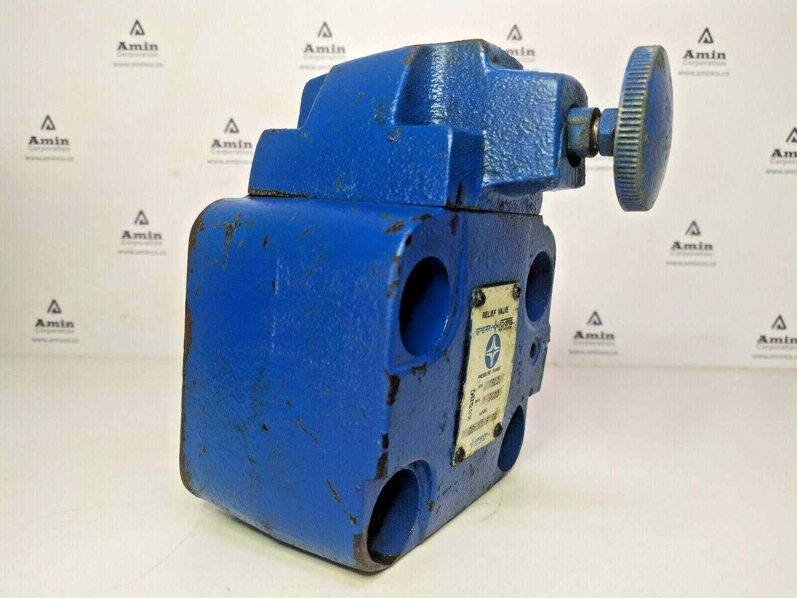 Sperry Vickers CG 10 F 20 Pressure relief valve 1500-3000 PSI - NEW SURPLUS